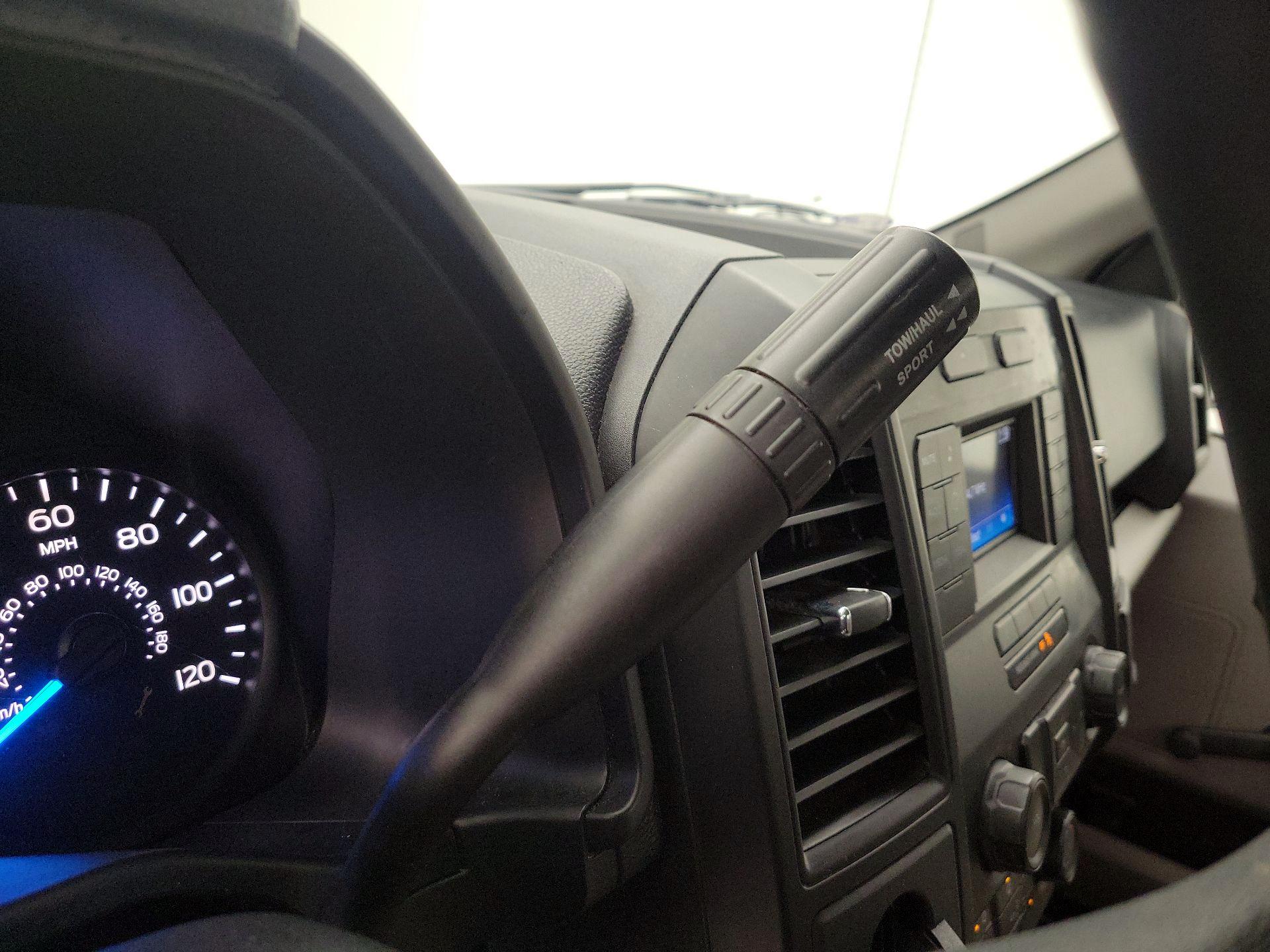 Thumbnail: 2016 Ford F-150 - 16