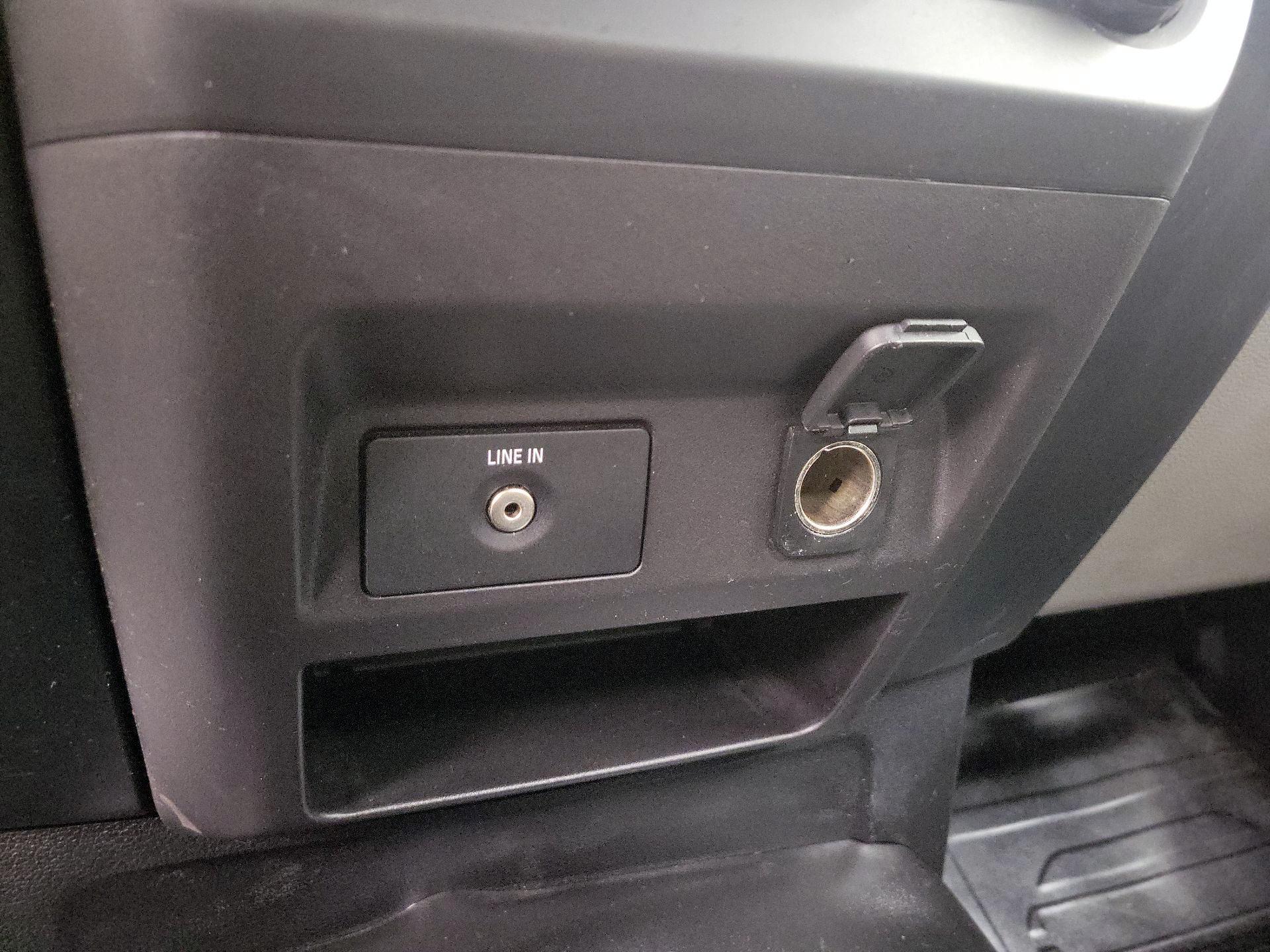 Thumbnail: 2016 Ford F-150 - 17