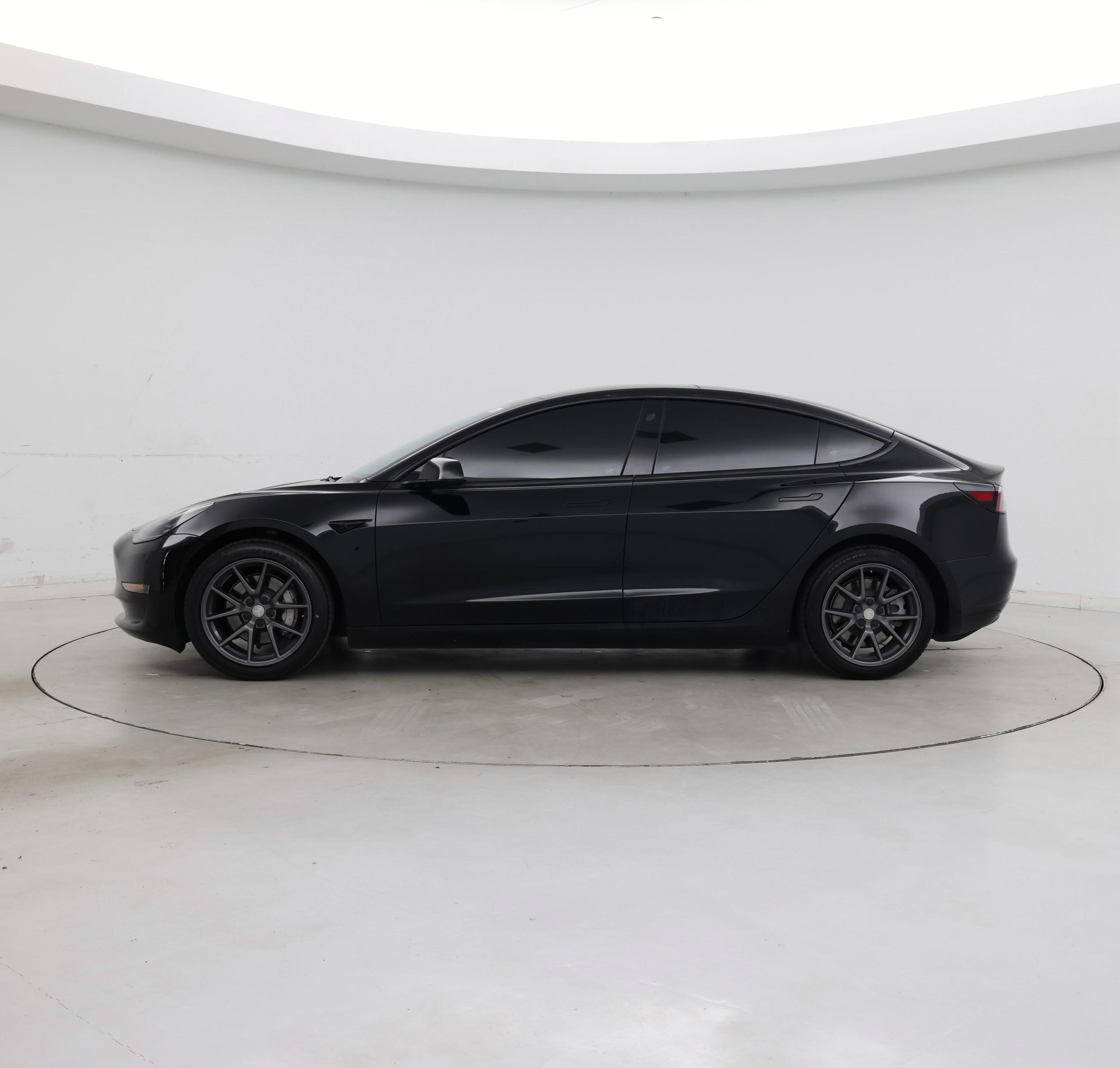 Thumbnail: 2022 Tesla Model 3 - 3