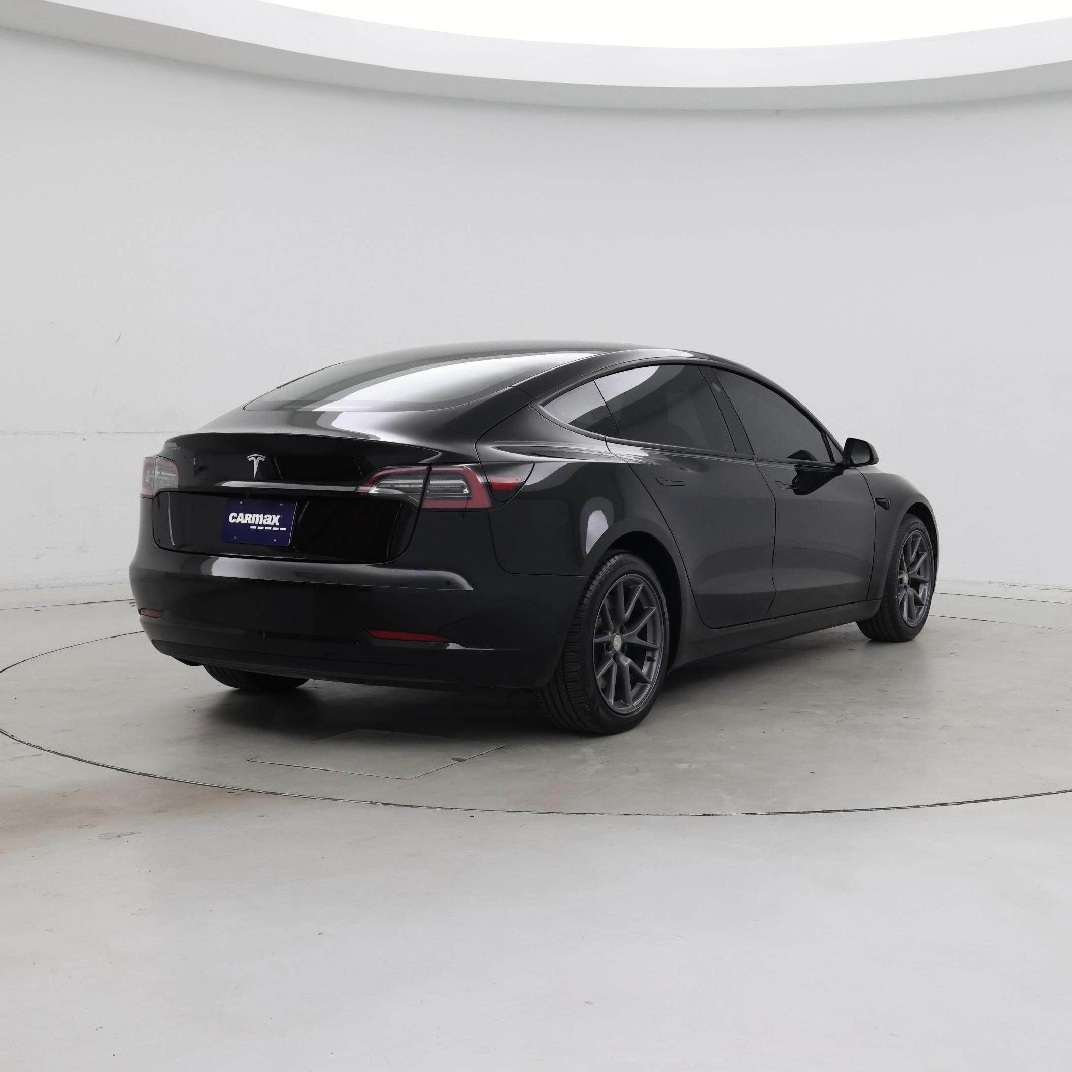 Thumbnail: 2022 Tesla Model 3 - 8