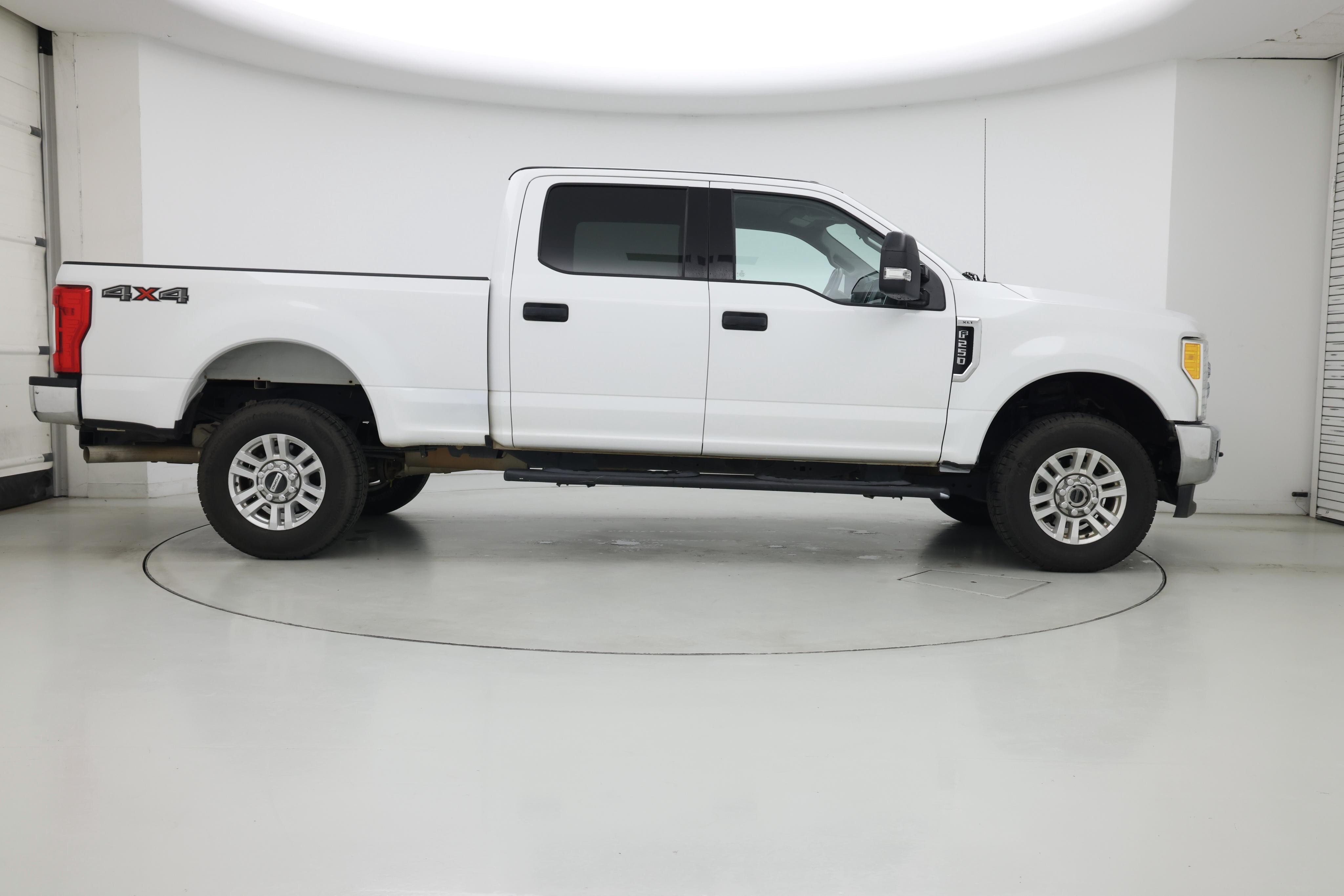 Thumbnail: 2017 Ford F-250 - 7