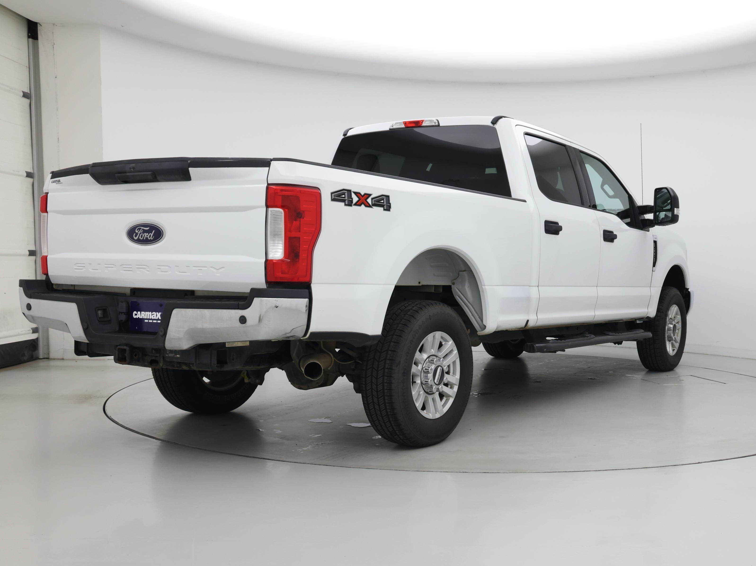 Thumbnail: 2017 Ford F-250 - 8