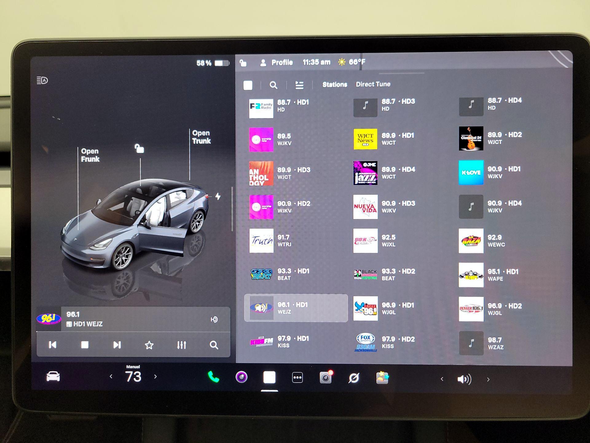 Thumbnail: 2023 Tesla Model 3 - 15
