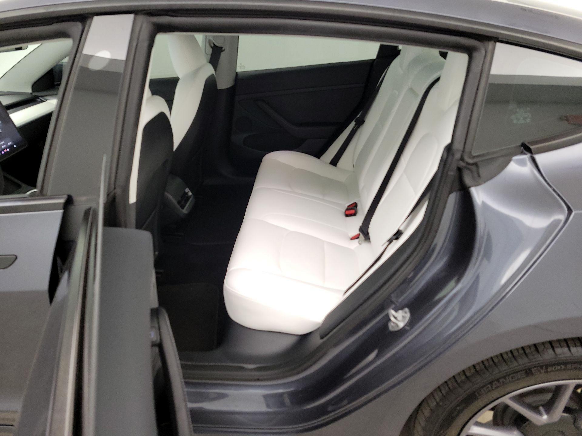 Thumbnail: 2023 Tesla Model 3 - 20