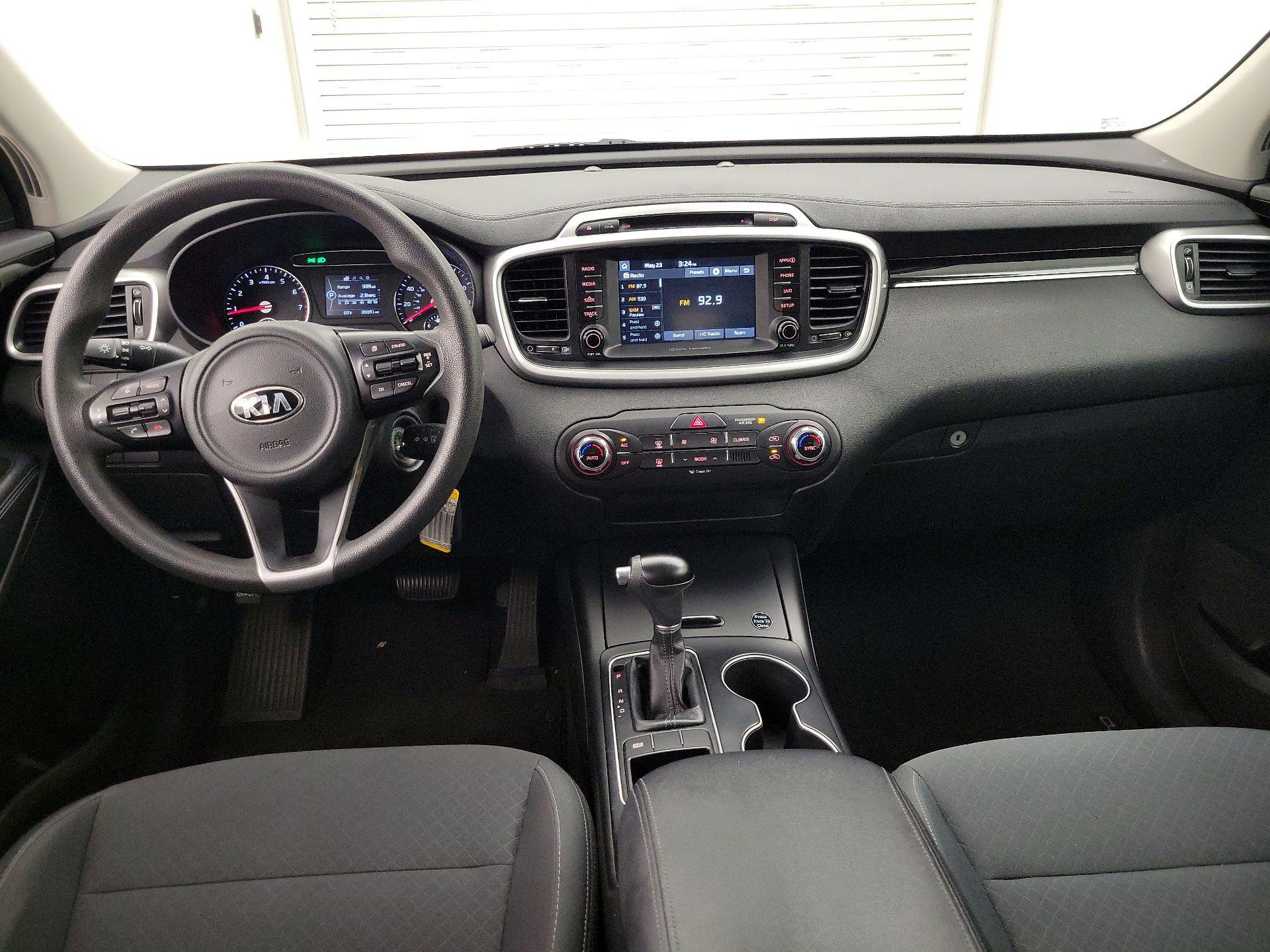 Thumbnail: 2018 Kia Sorento - 9