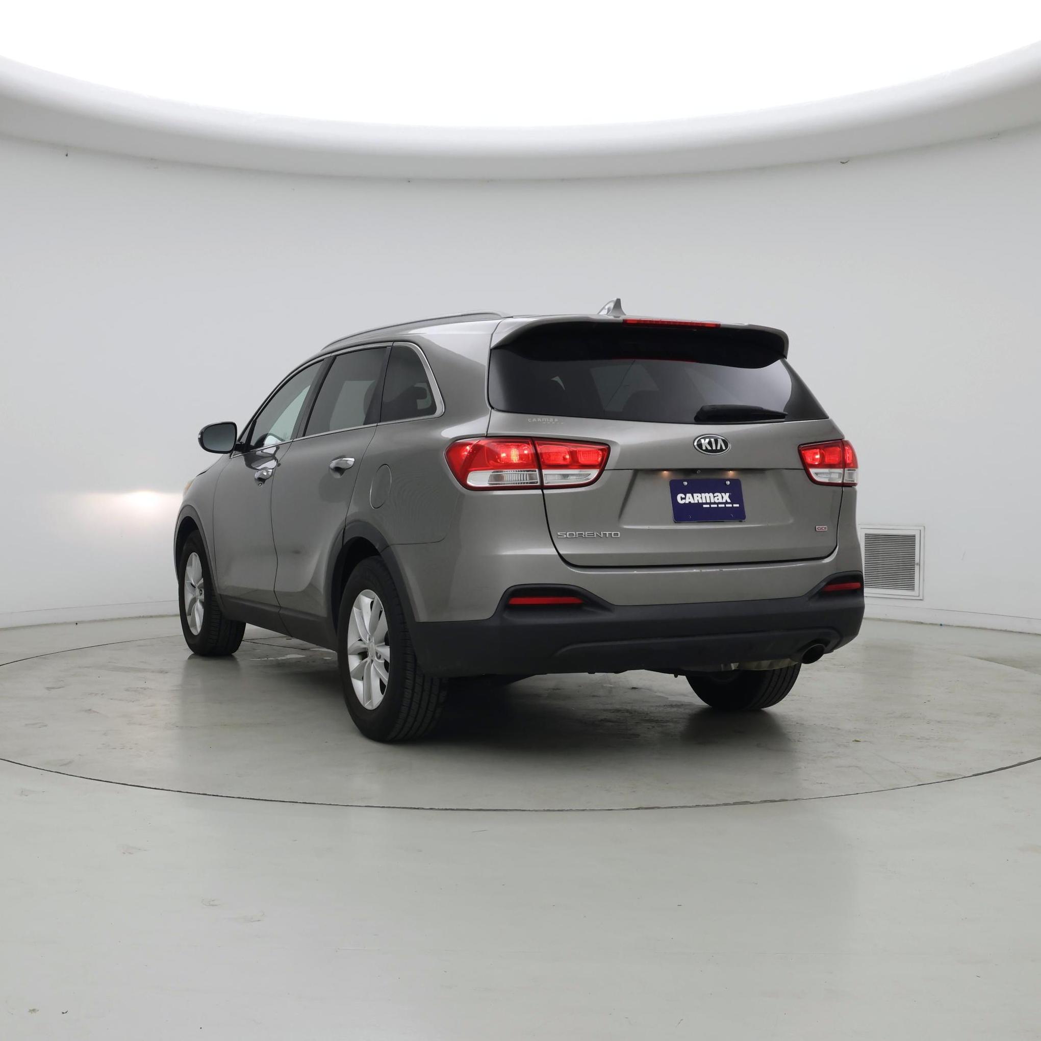 Thumbnail: 2018 Kia Sorento - 2