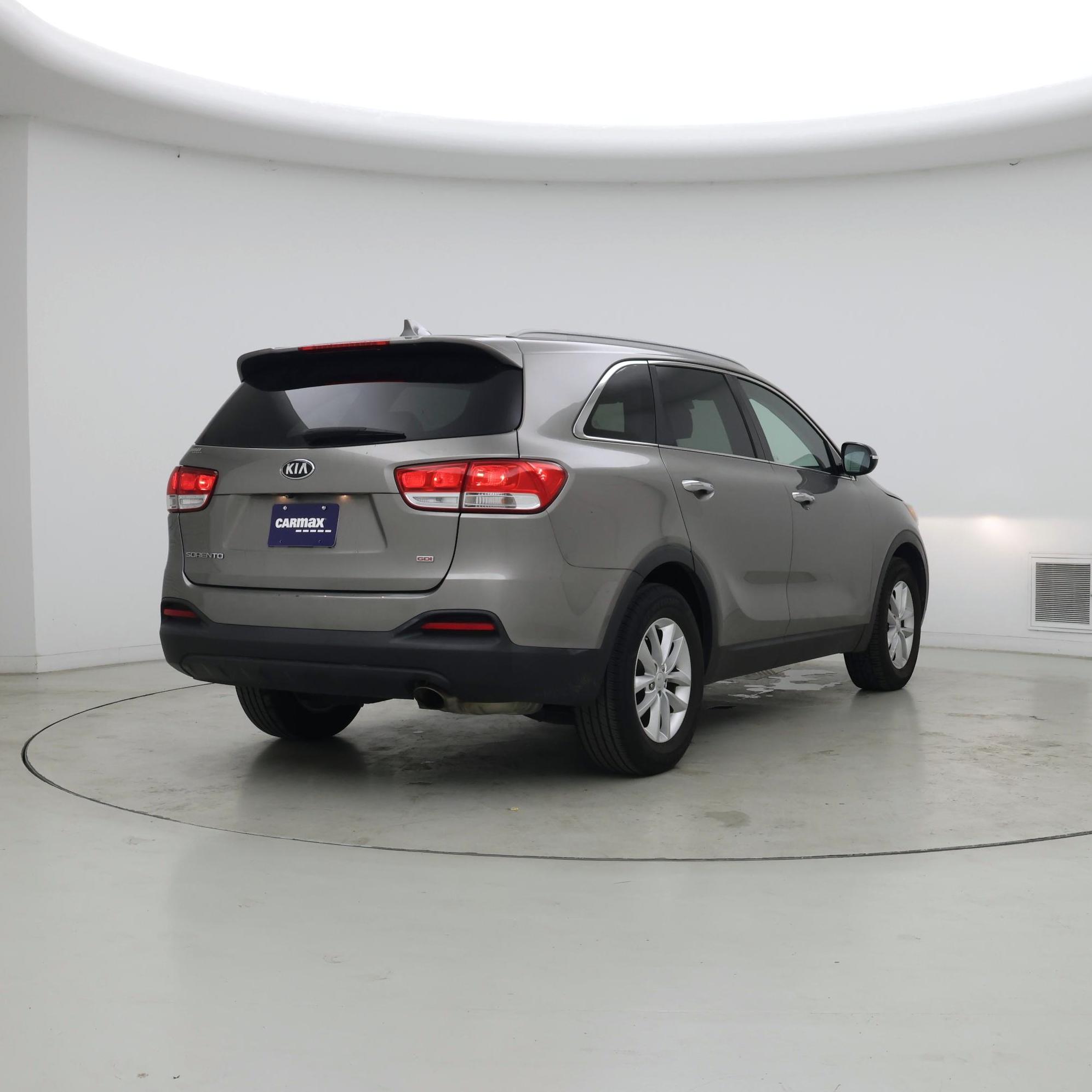 Thumbnail: 2018 Kia Sorento - 8