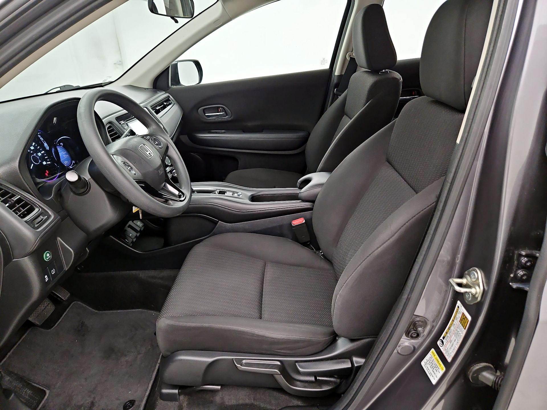 Thumbnail: 2016 Honda HR-V - 11