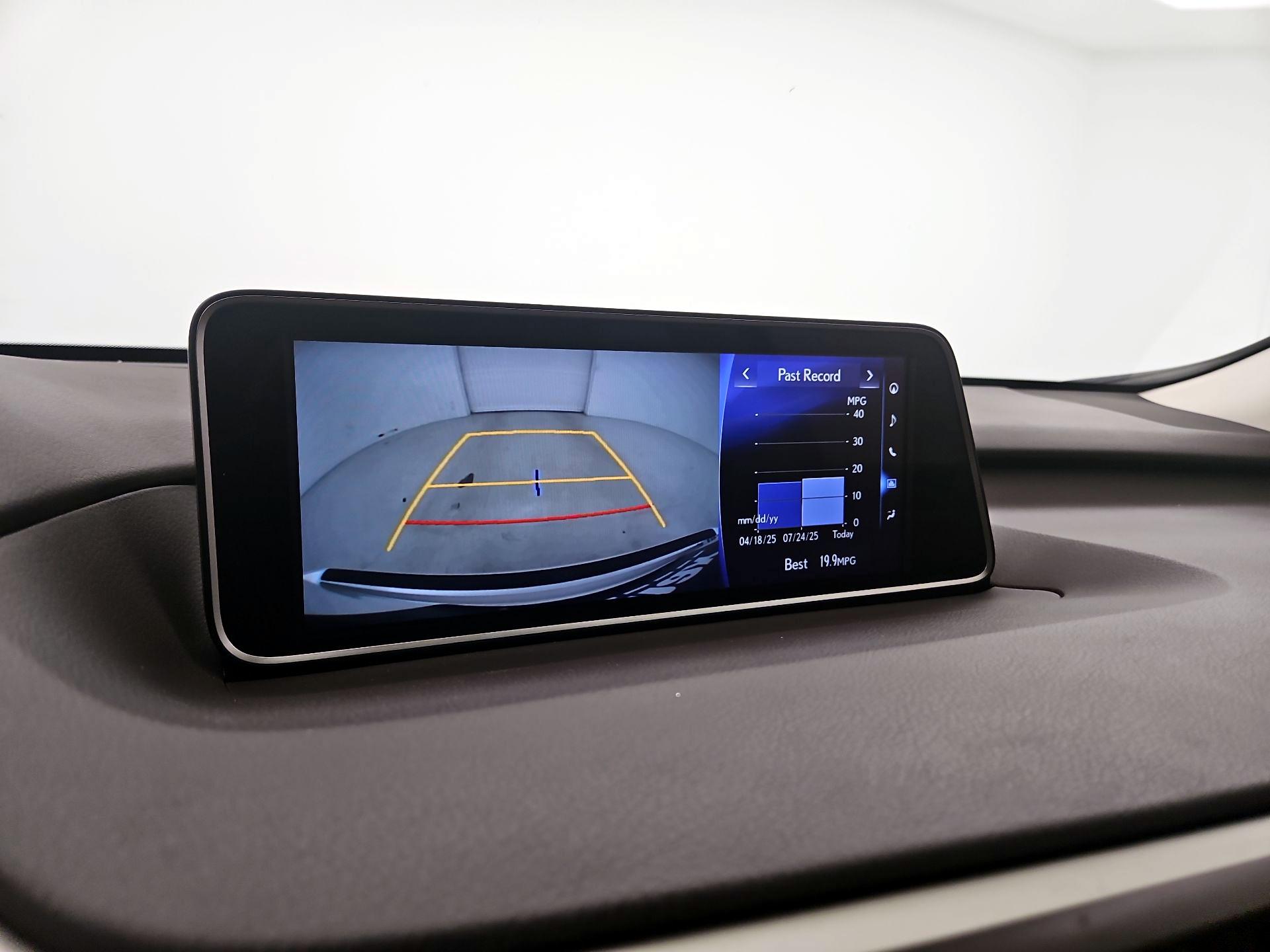 Thumbnail: 2018 Lexus RX - 15