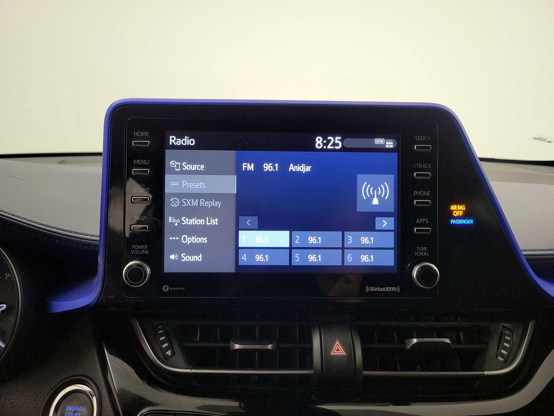 Thumbnail: 2020 Toyota C-HR - 15