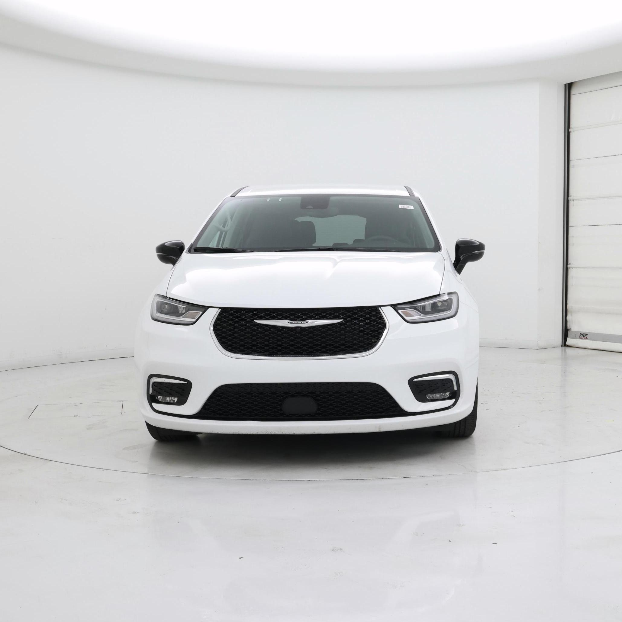 Thumbnail: 2024 Chrysler Pacifica - 5