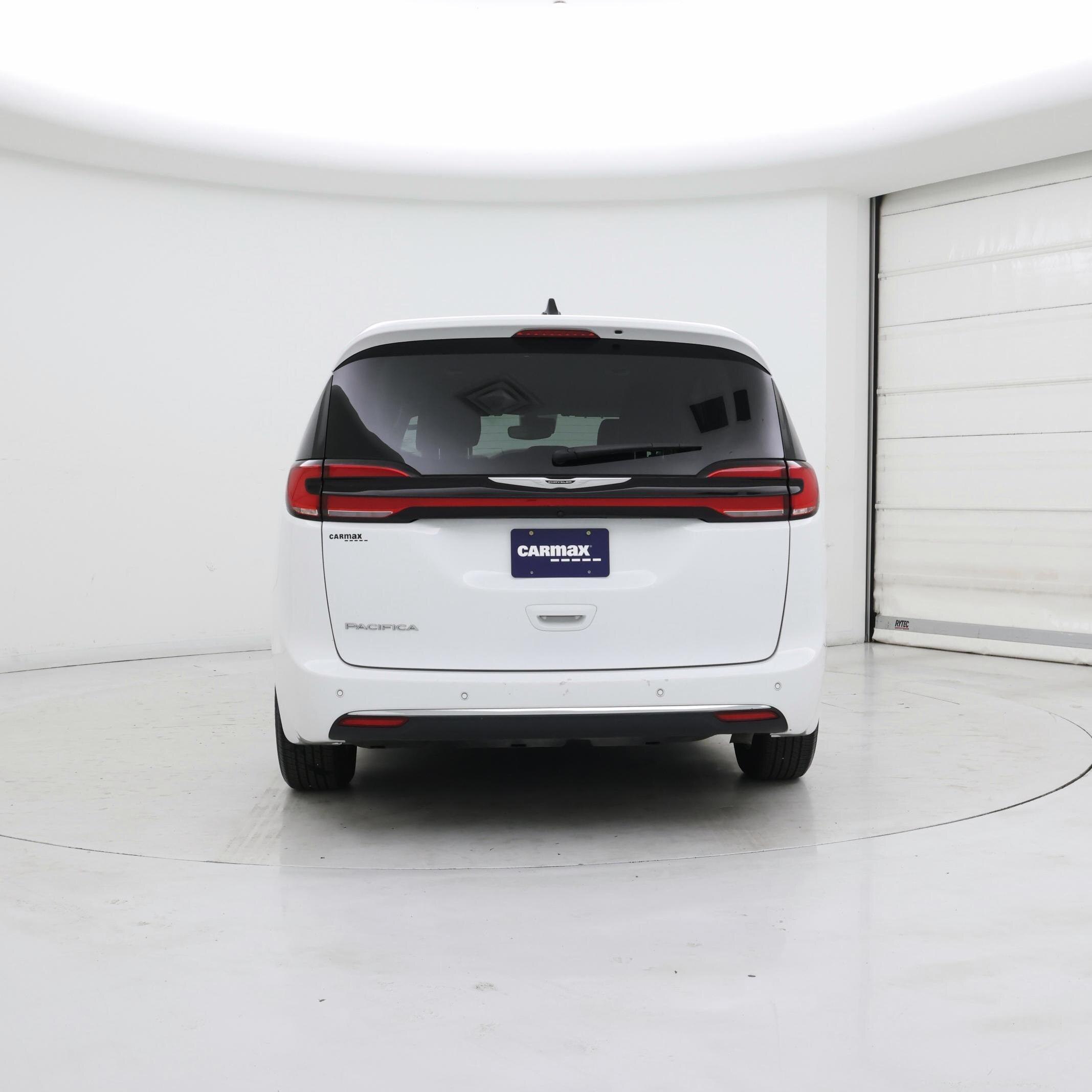 Thumbnail: 2024 Chrysler Pacifica - 6