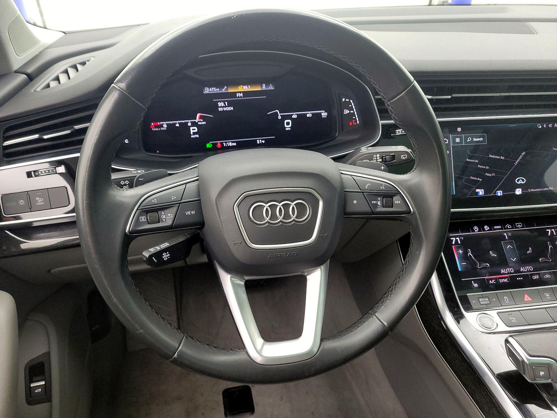 Thumbnail: 2021 Audi Q7 - 10