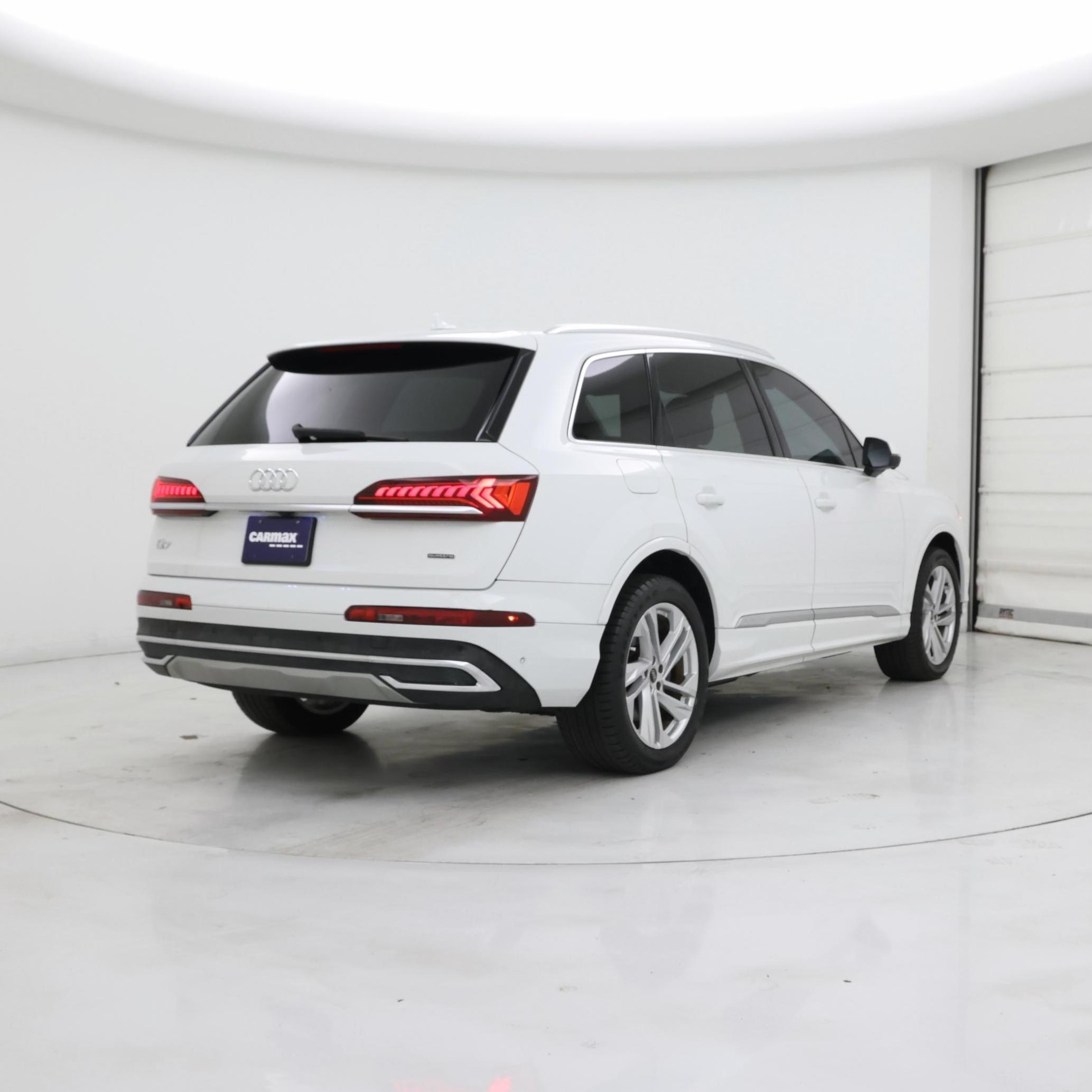 Thumbnail: 2021 Audi Q7 - 8