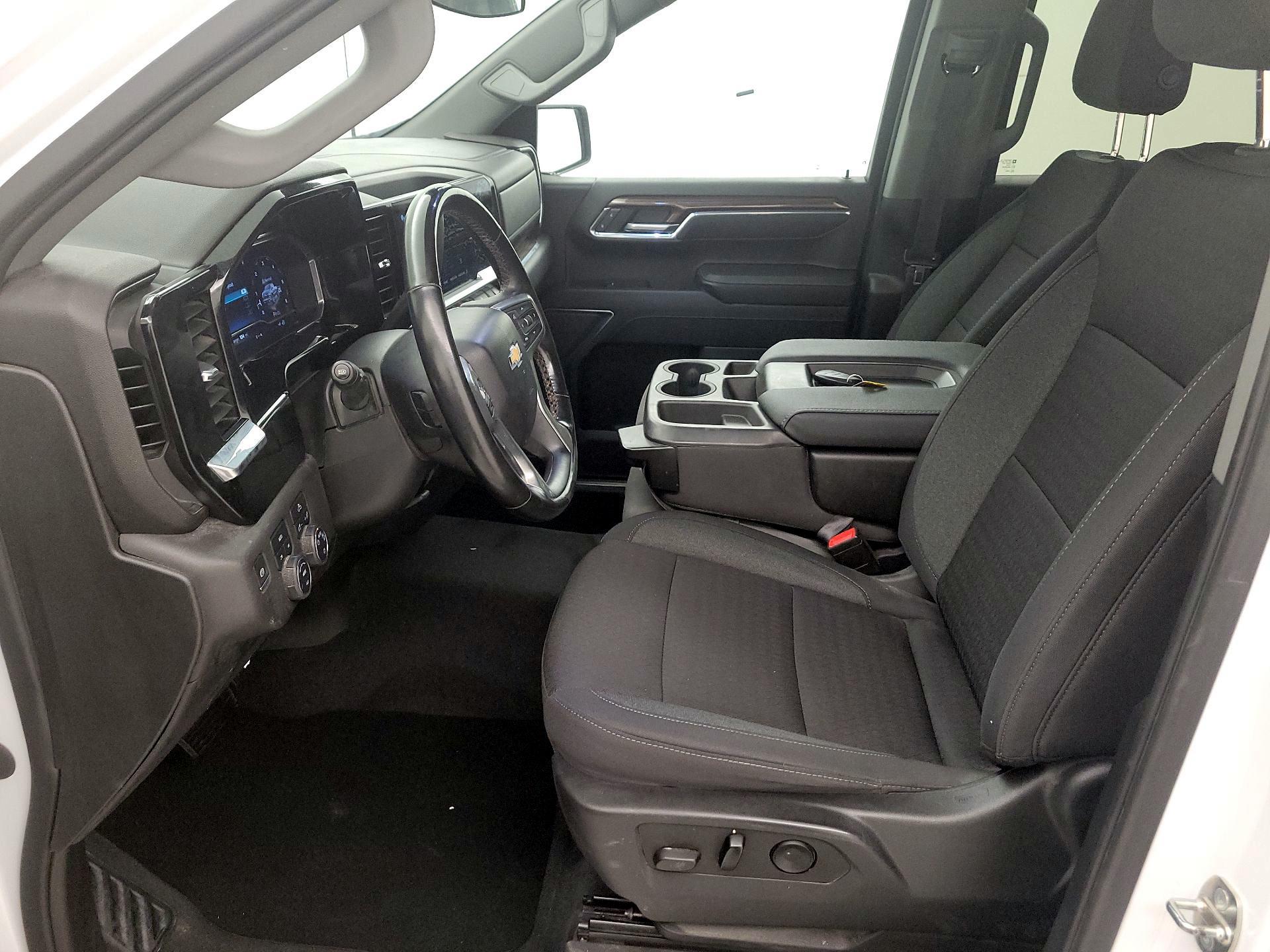 Thumbnail: 2023 Chevrolet Silverado 1500 - 11