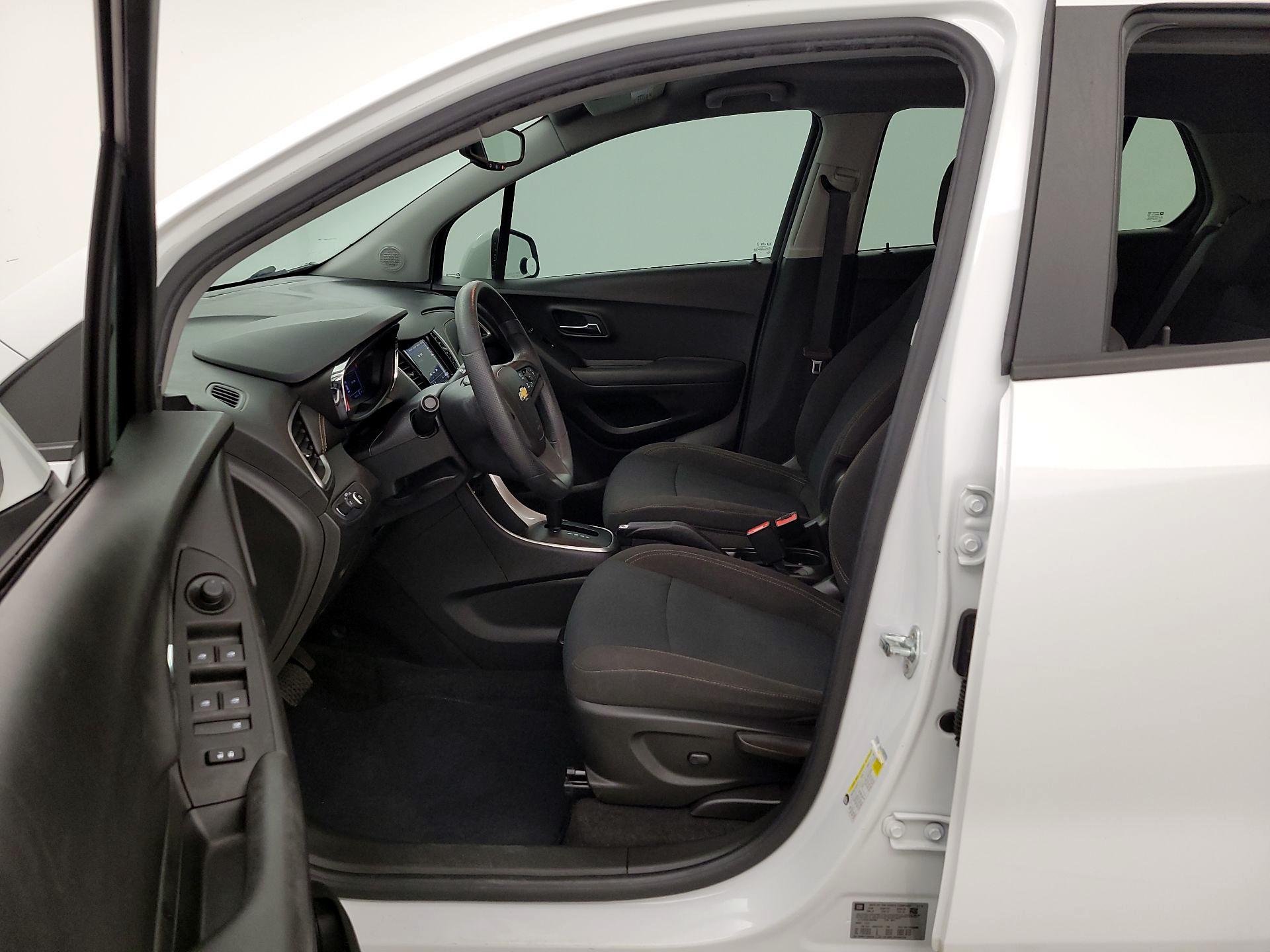 Thumbnail: 2020 Chevrolet Trax - 11