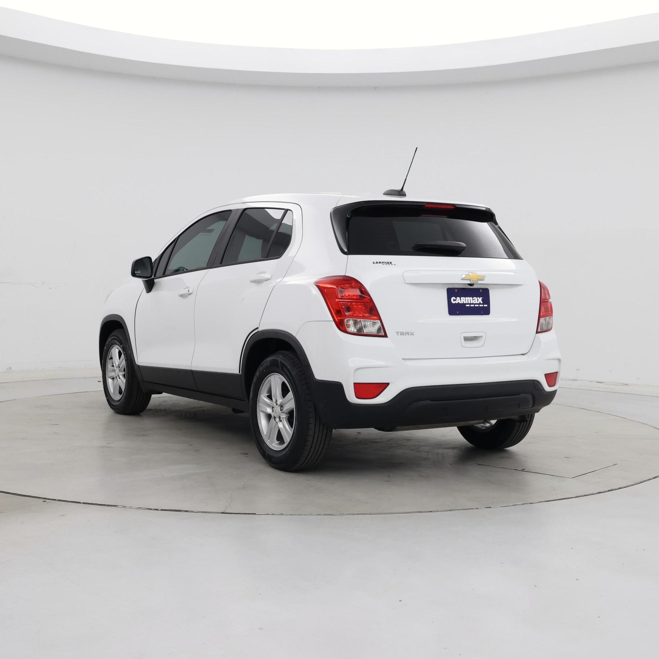 Thumbnail: 2020 Chevrolet Trax - 2