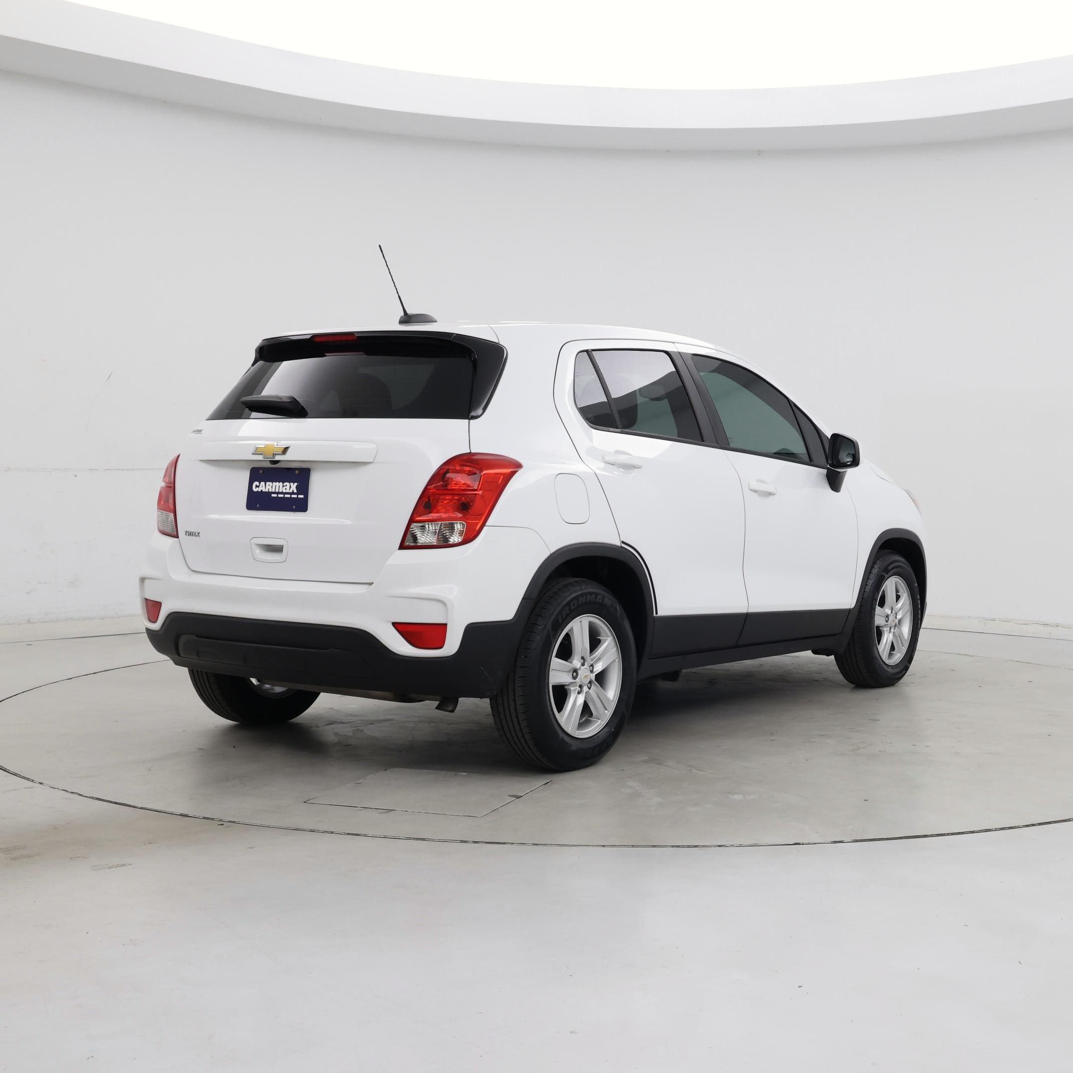 Thumbnail: 2020 Chevrolet Trax - 8