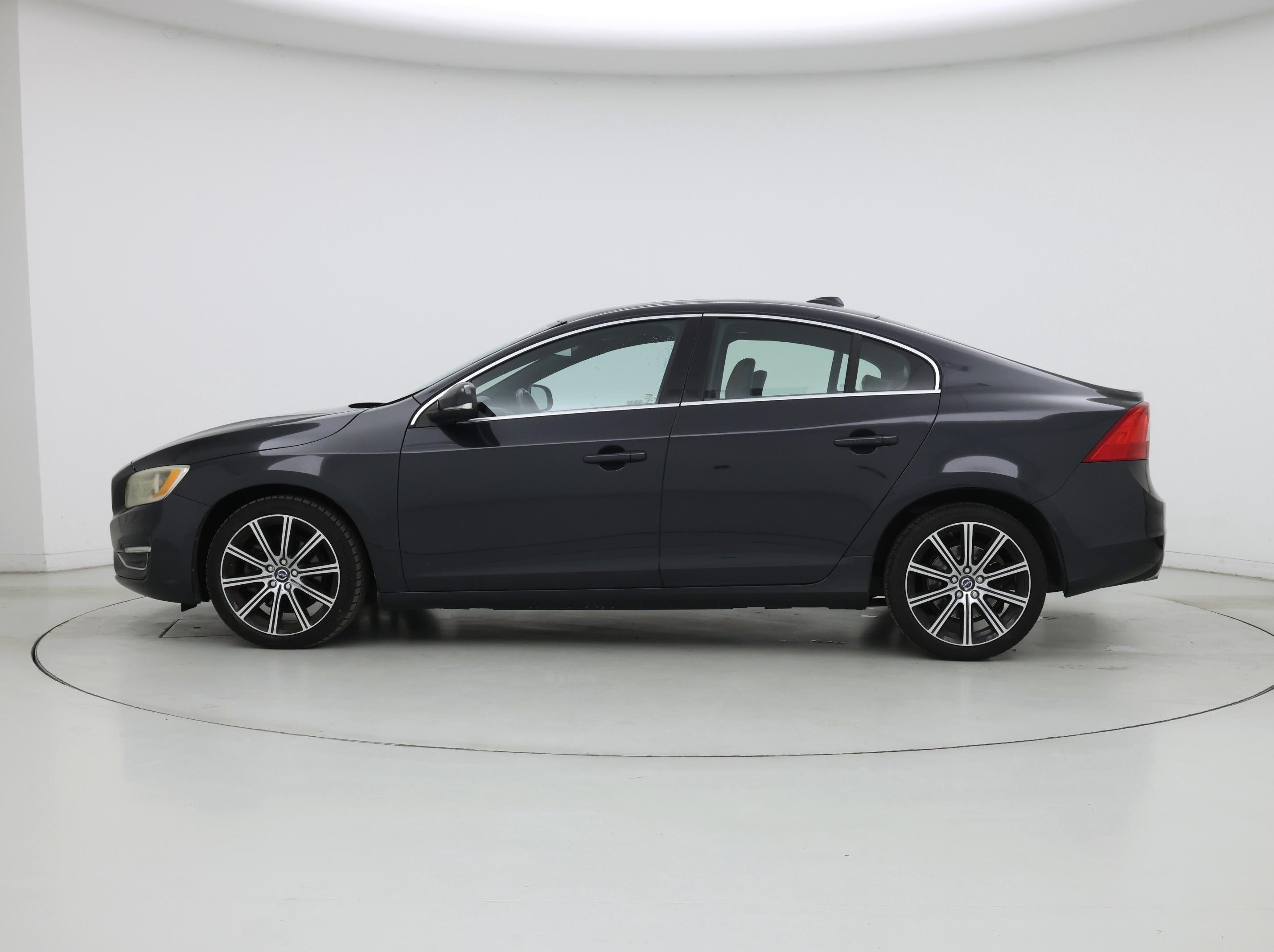Thumbnail: 2015 Volvo S60 - 3