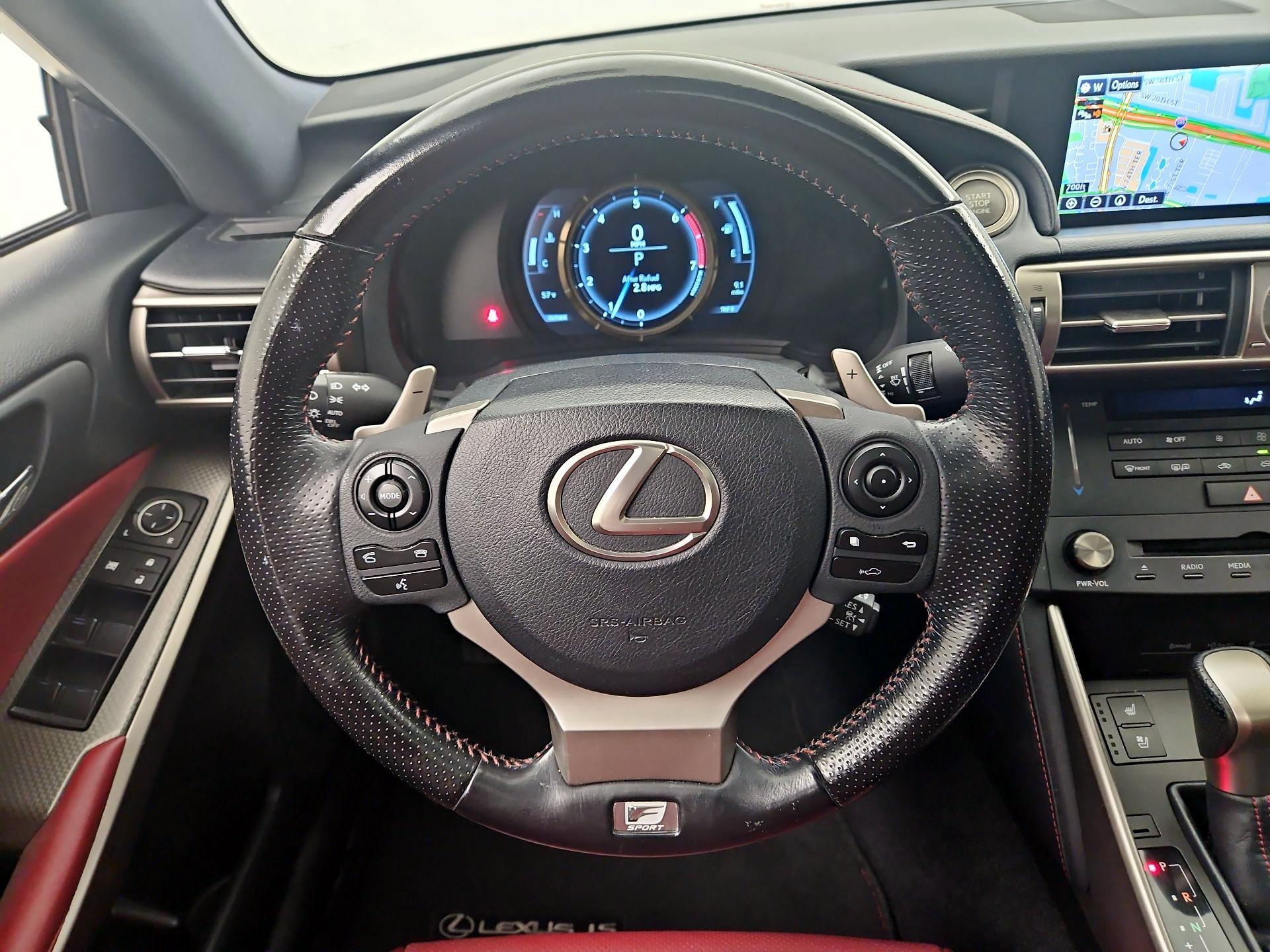 Thumbnail: 2016 Lexus IS - 10