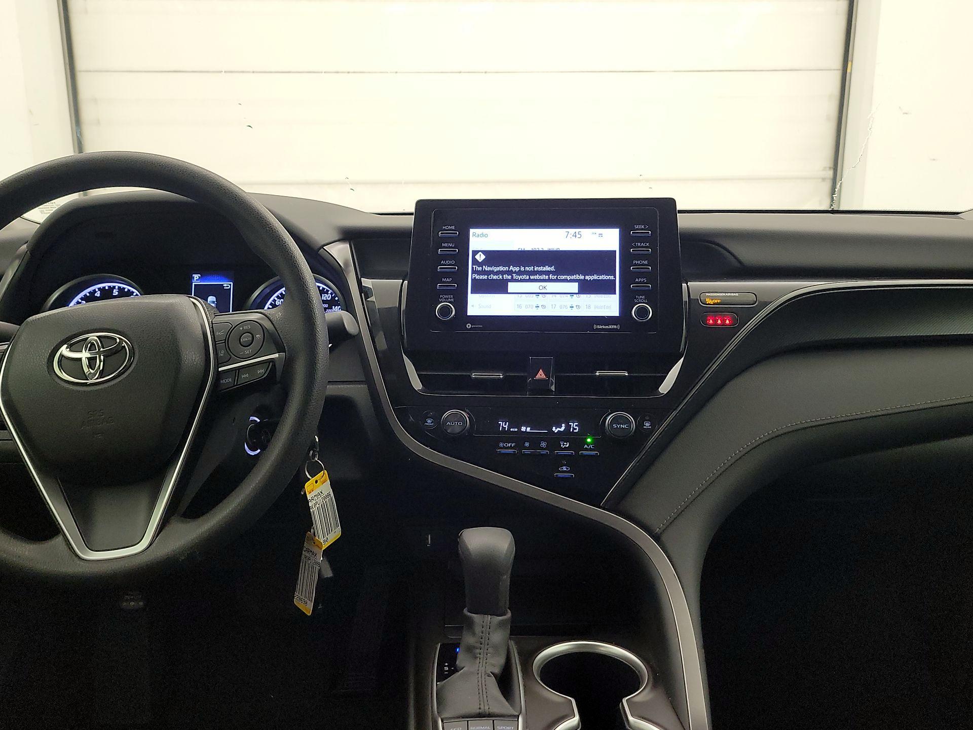 Thumbnail: 2023 Toyota Camry - 9