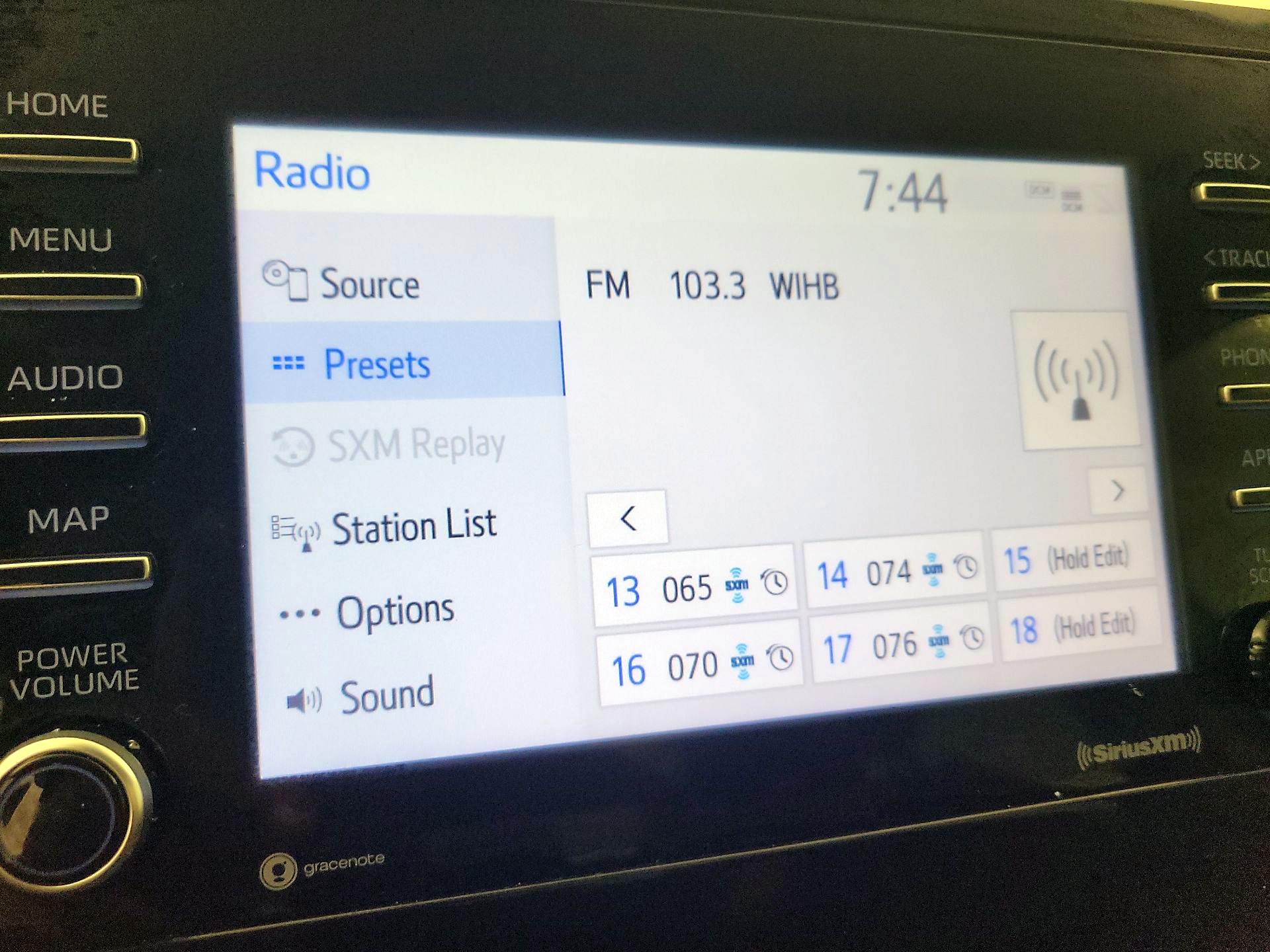 Thumbnail: 2023 Toyota Camry - 15
