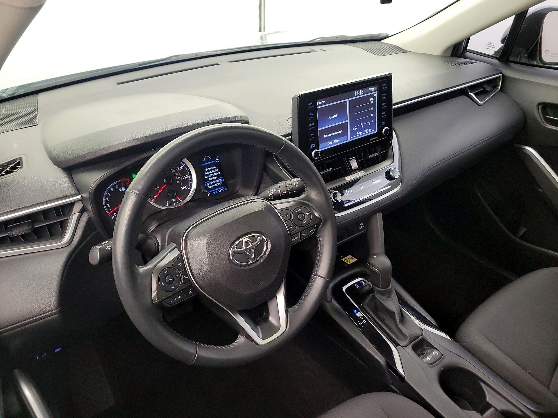 Thumbnail: 2022 Toyota Corolla Cross - 9