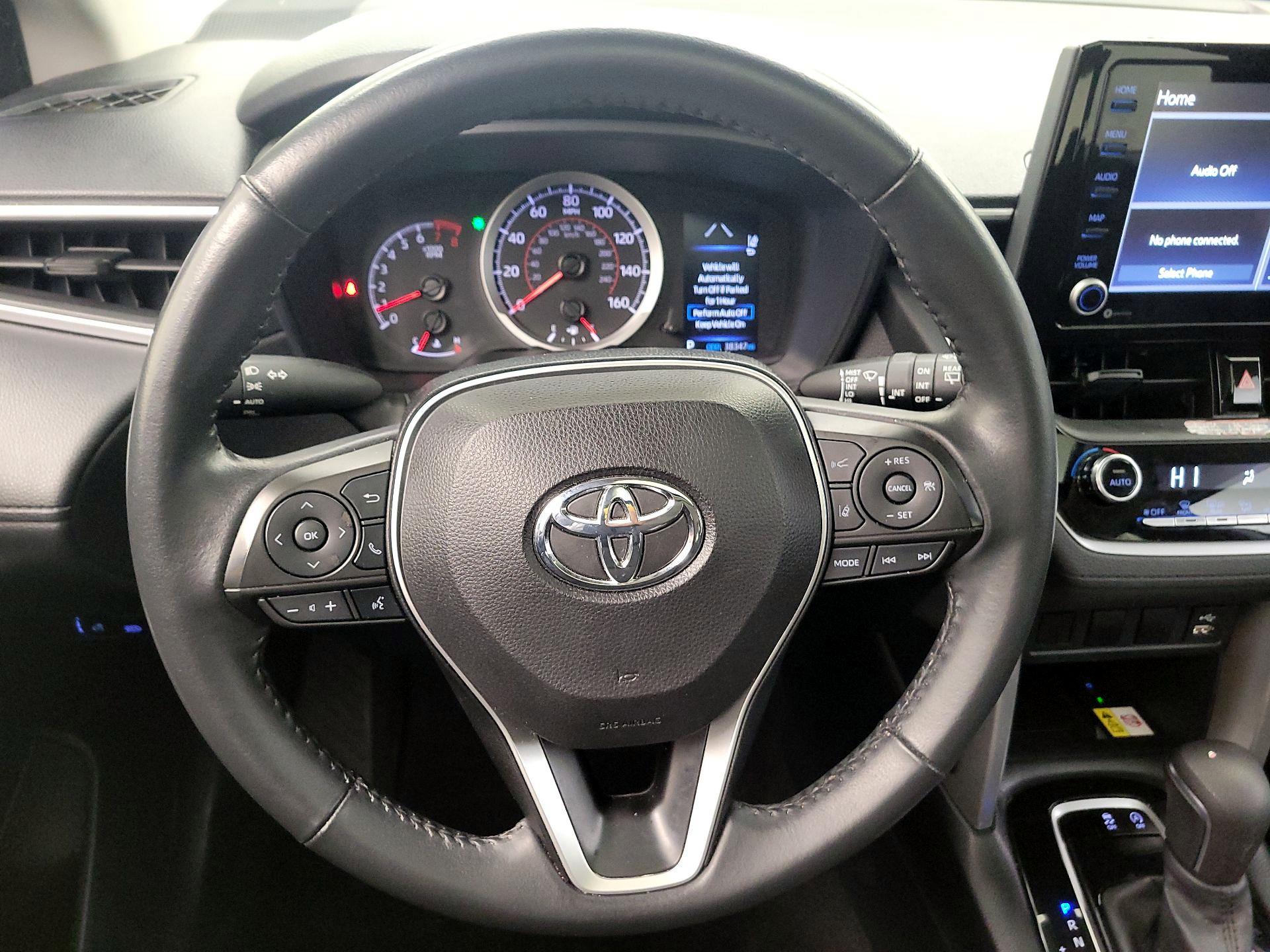 Thumbnail: 2022 Toyota Corolla Cross - 10