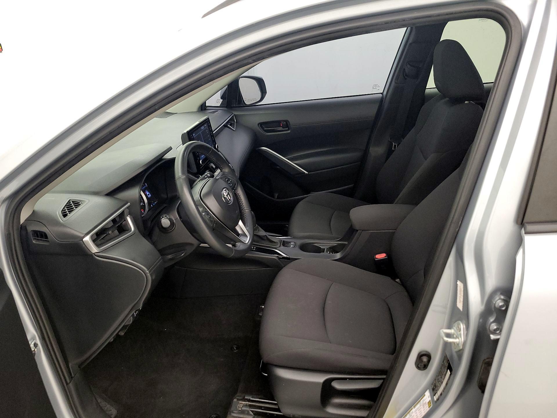 Thumbnail: 2022 Toyota Corolla Cross - 11