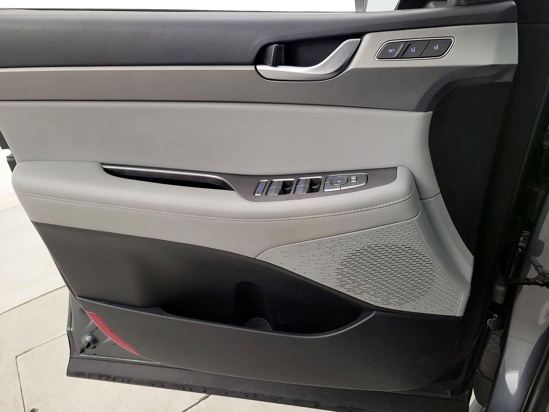 Thumbnail: 2022 Hyundai Palisade - 12