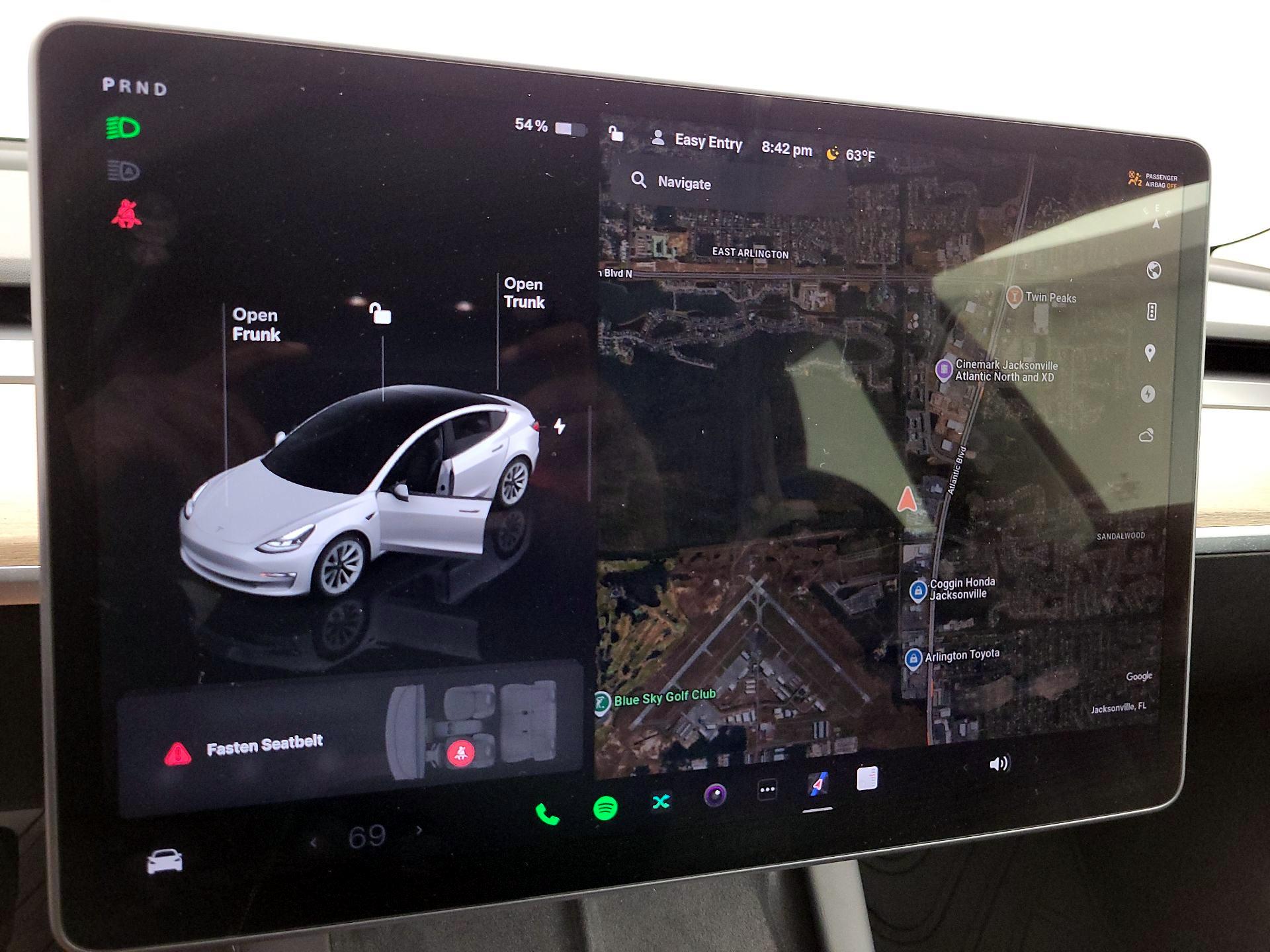 Thumbnail: 2022 Tesla Model 3 - 13