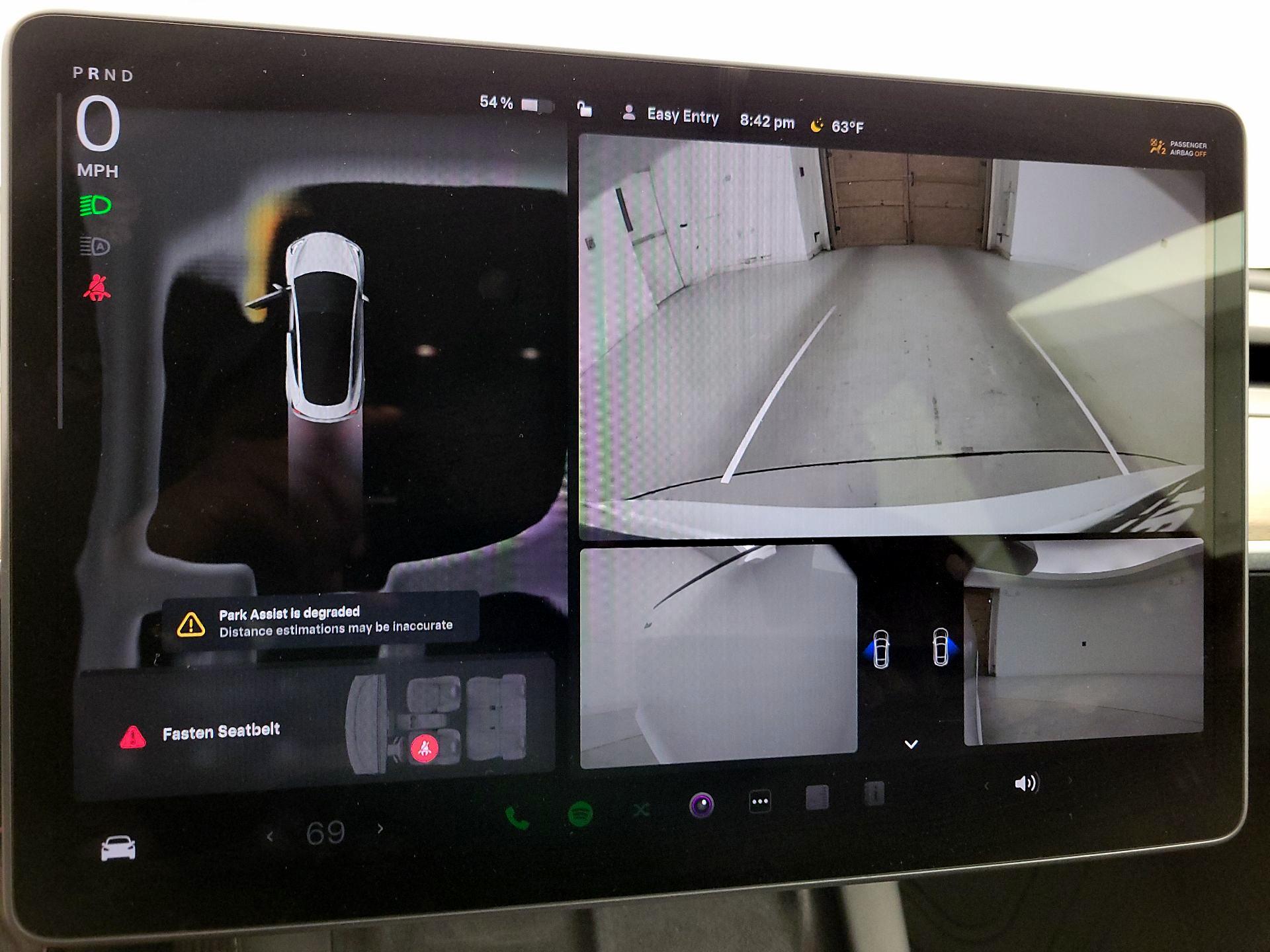 Thumbnail: 2022 Tesla Model 3 - 14