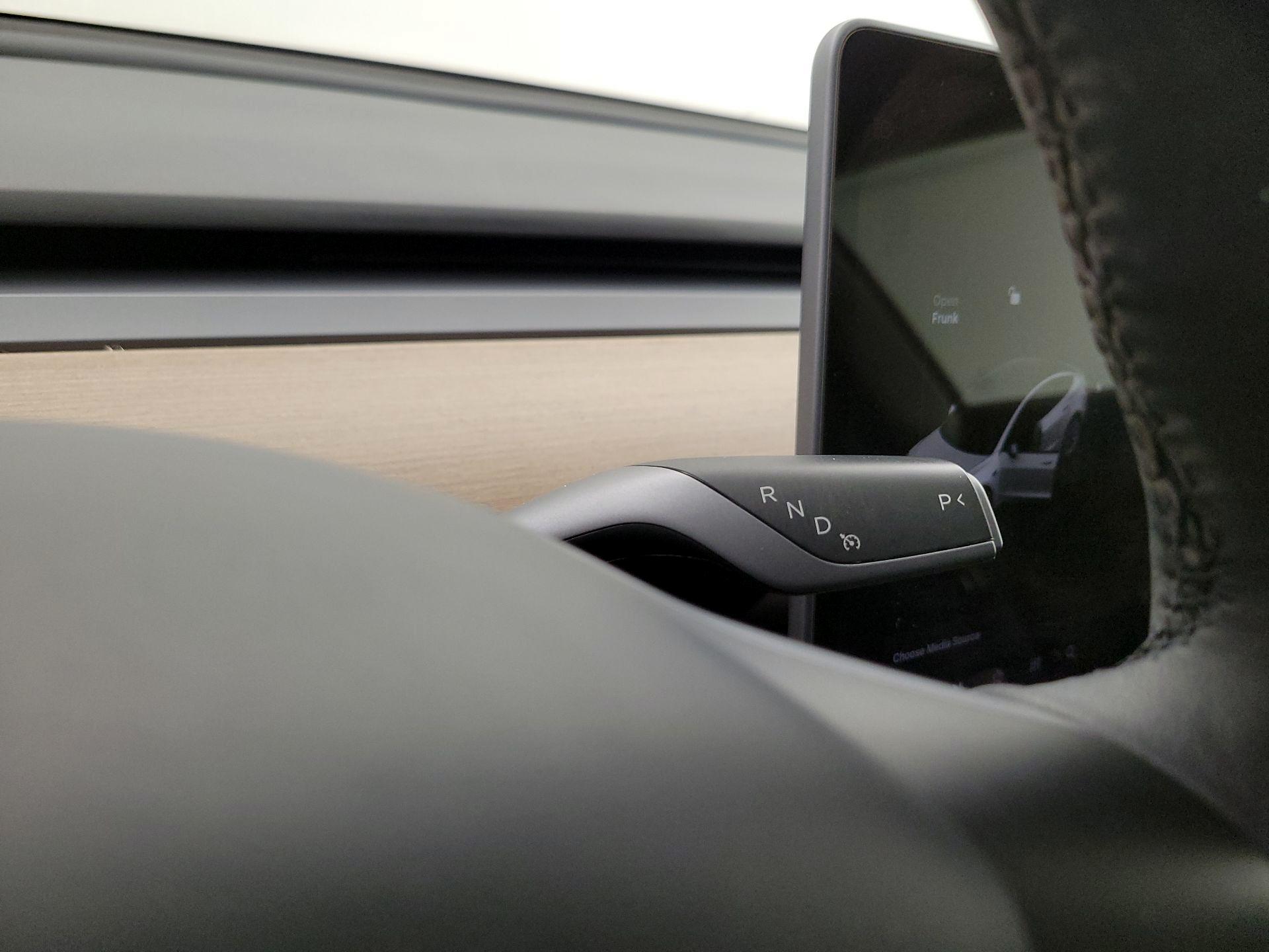 Thumbnail: 2022 Tesla Model 3 - 17