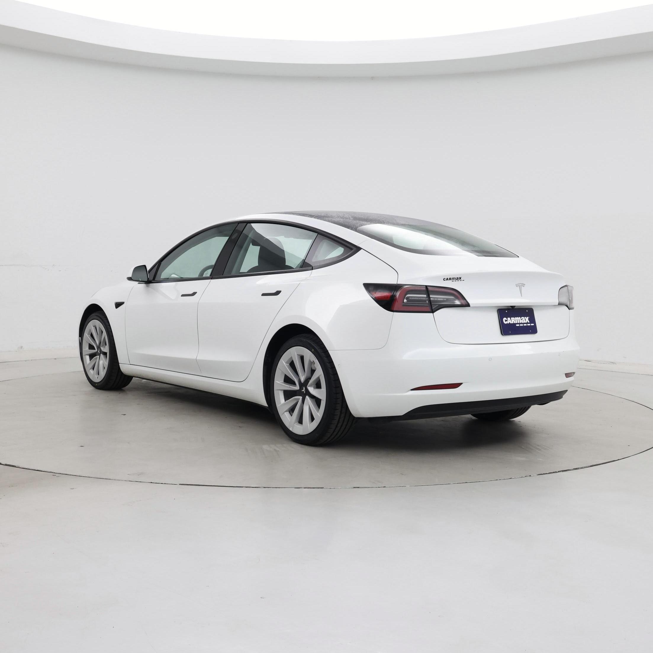 Thumbnail: 2022 Tesla Model 3 - 2