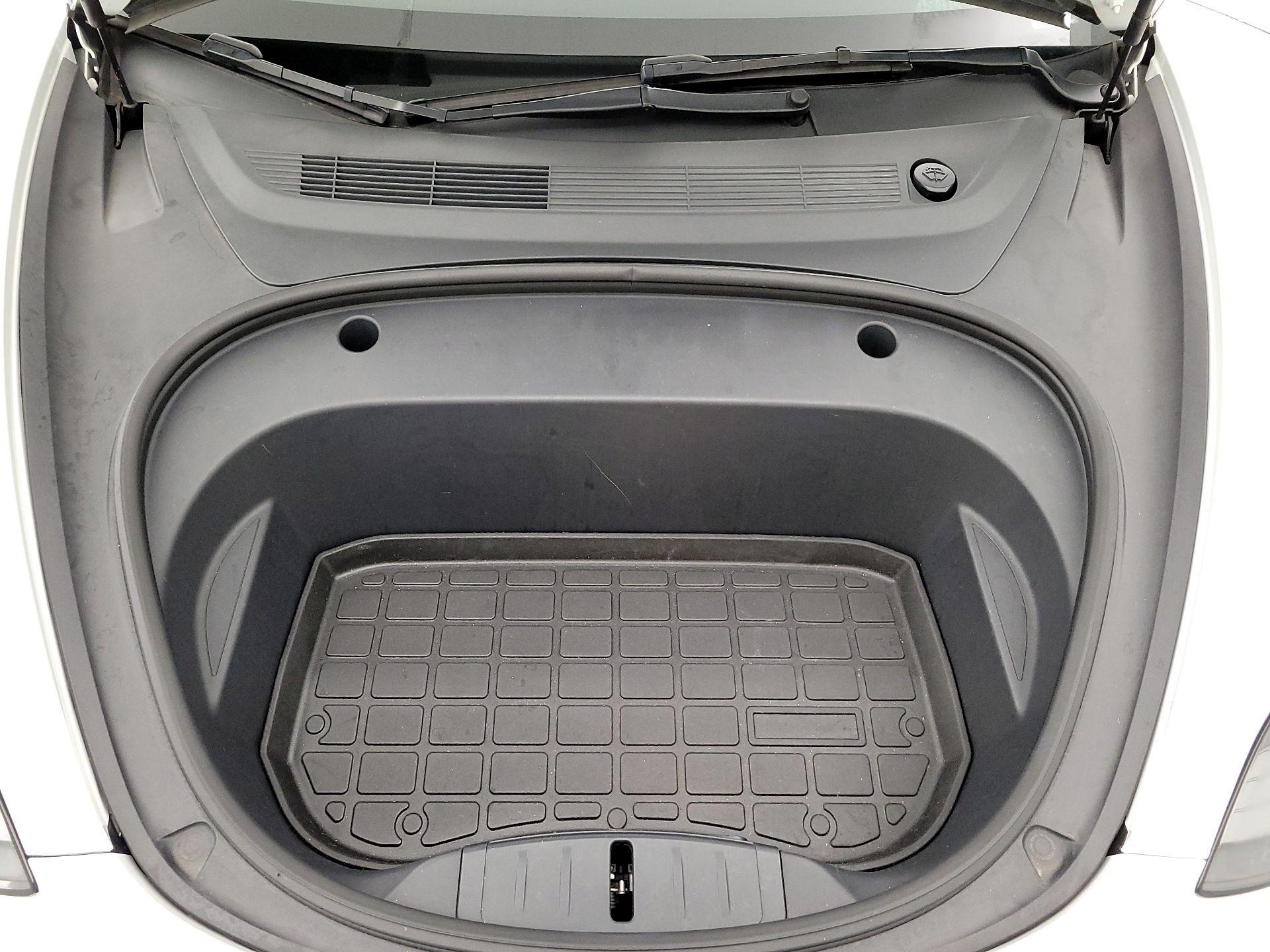 Thumbnail: 2022 Tesla Model 3 - 20