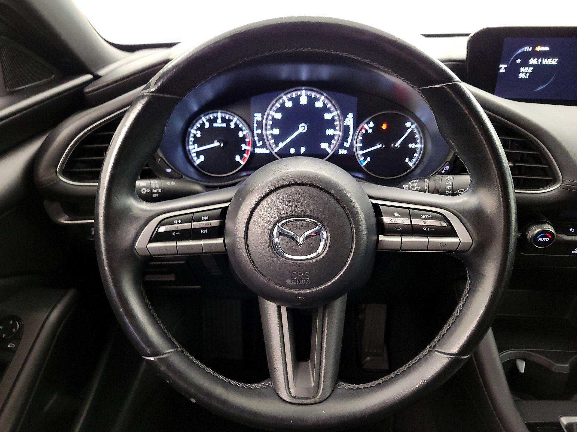 Thumbnail: 2021 Mazda Mazda3 - 10