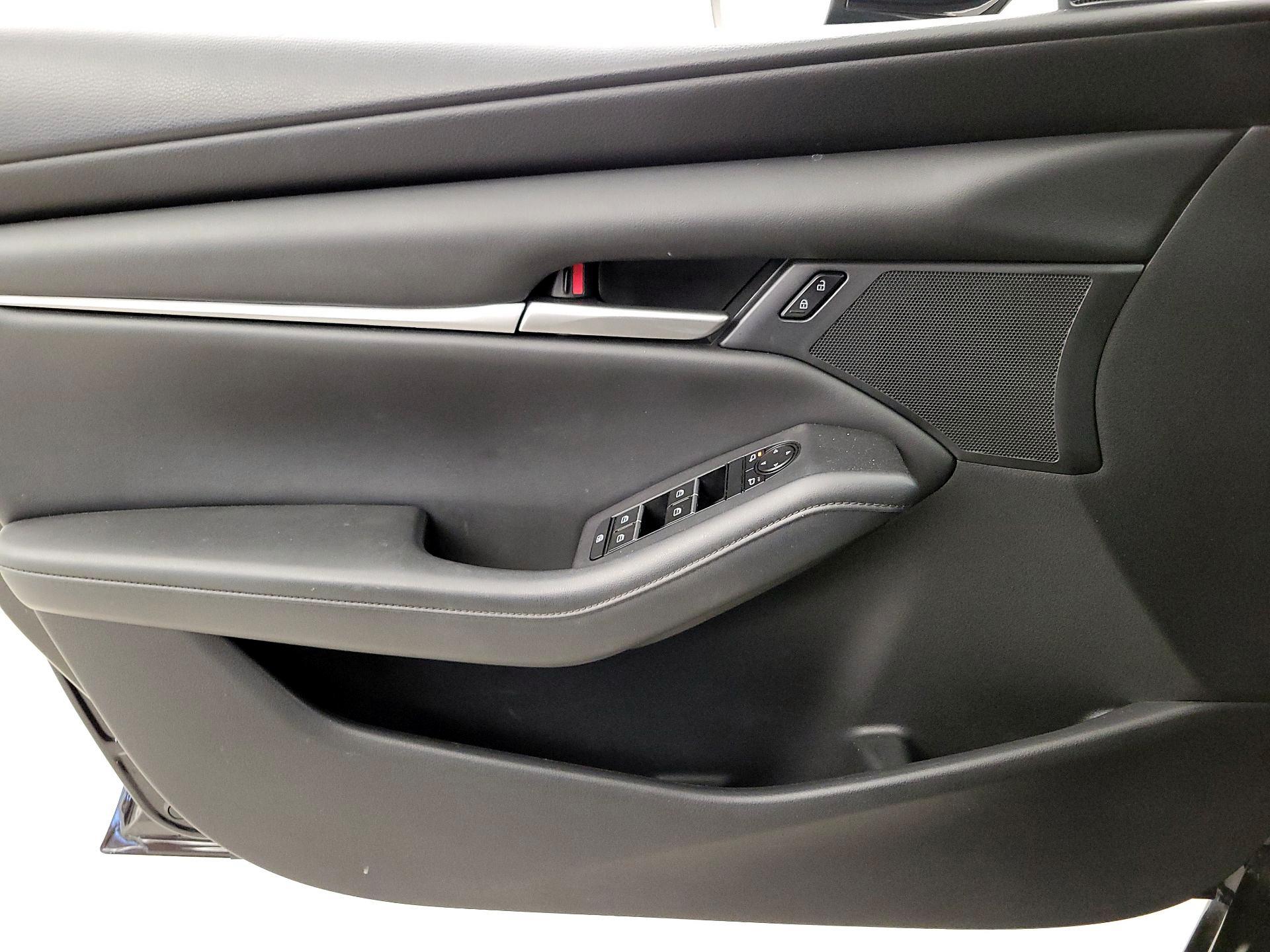 Thumbnail: 2021 Mazda Mazda3 - 12