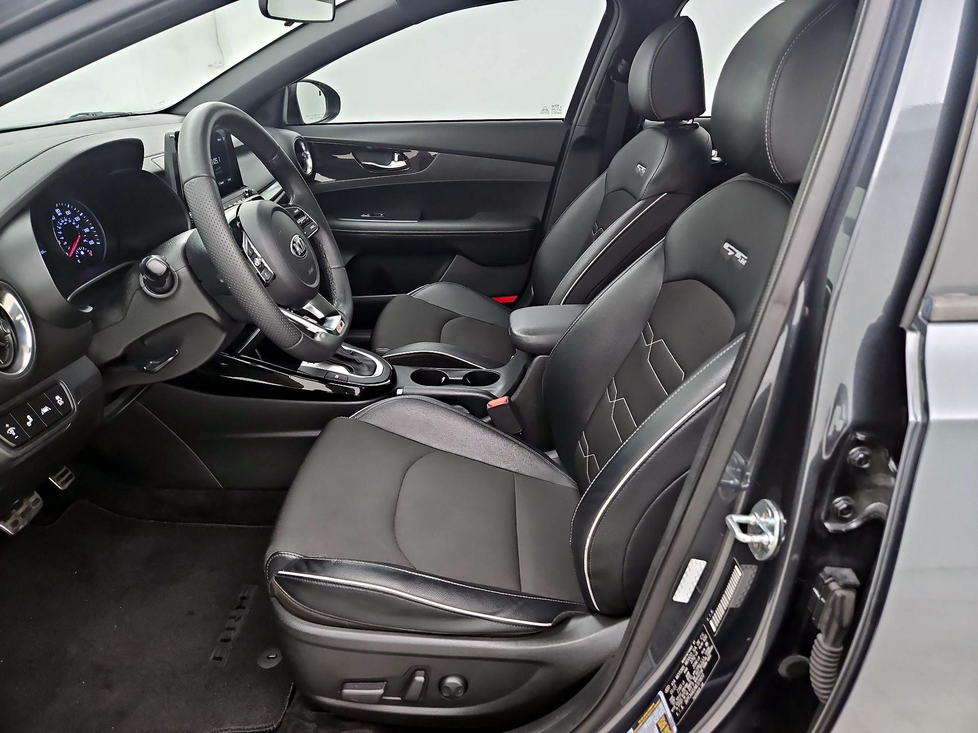 Thumbnail: 2021 Kia Forte - 11