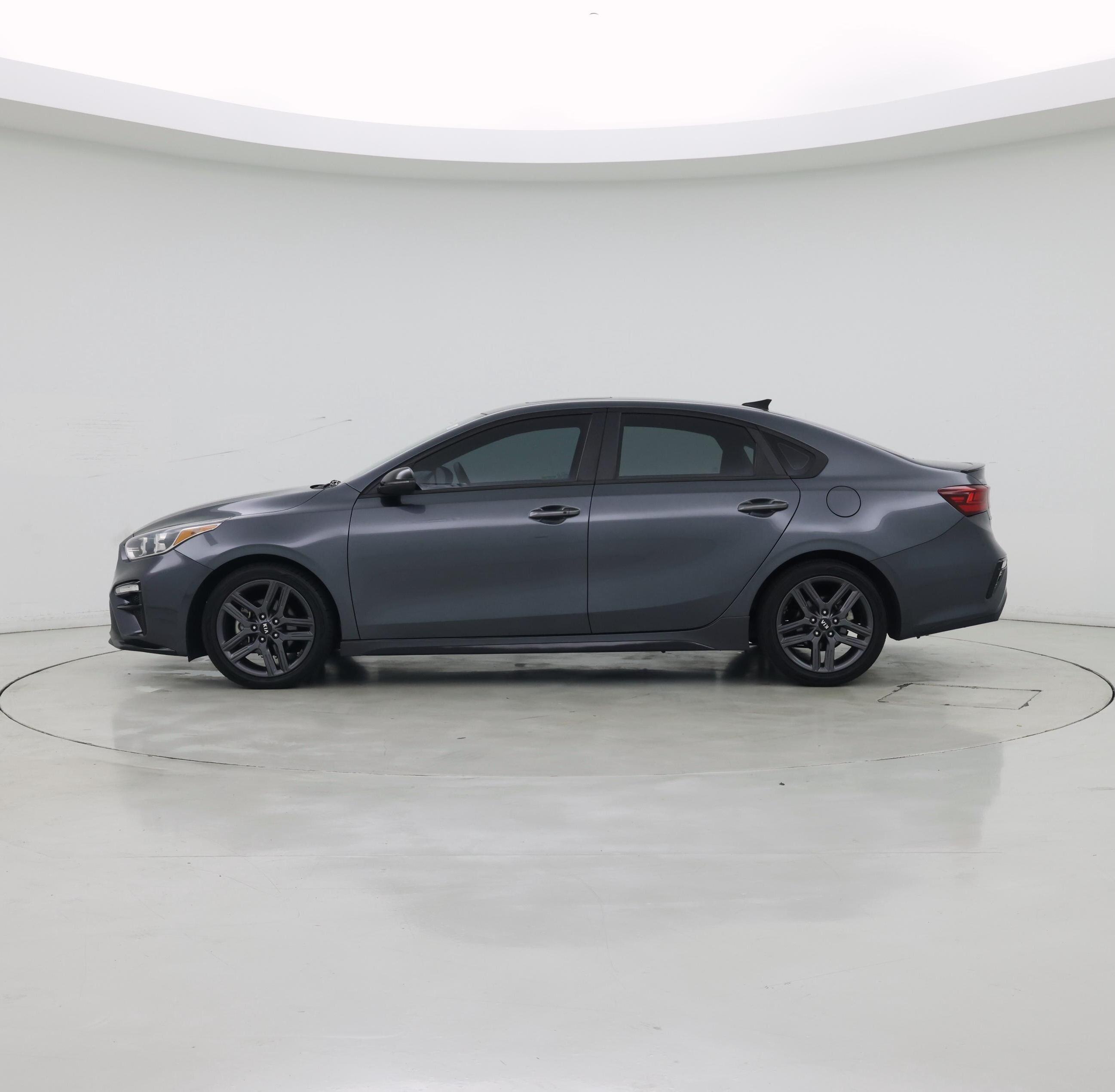 Thumbnail: 2021 Kia Forte - 3