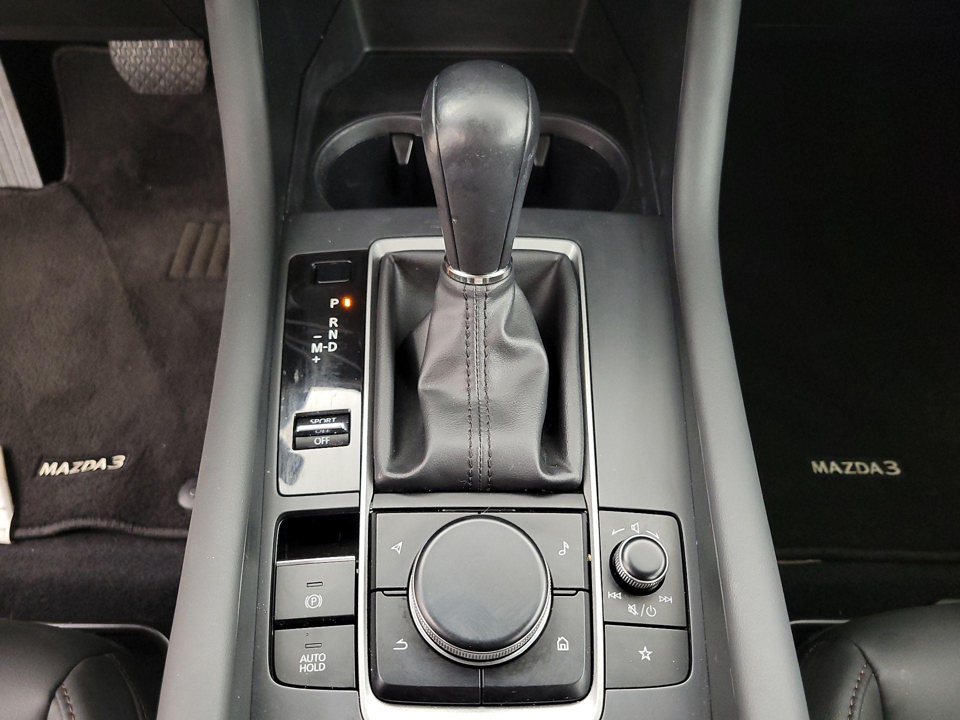 Thumbnail: 2020 Mazda Mazda3 - 17