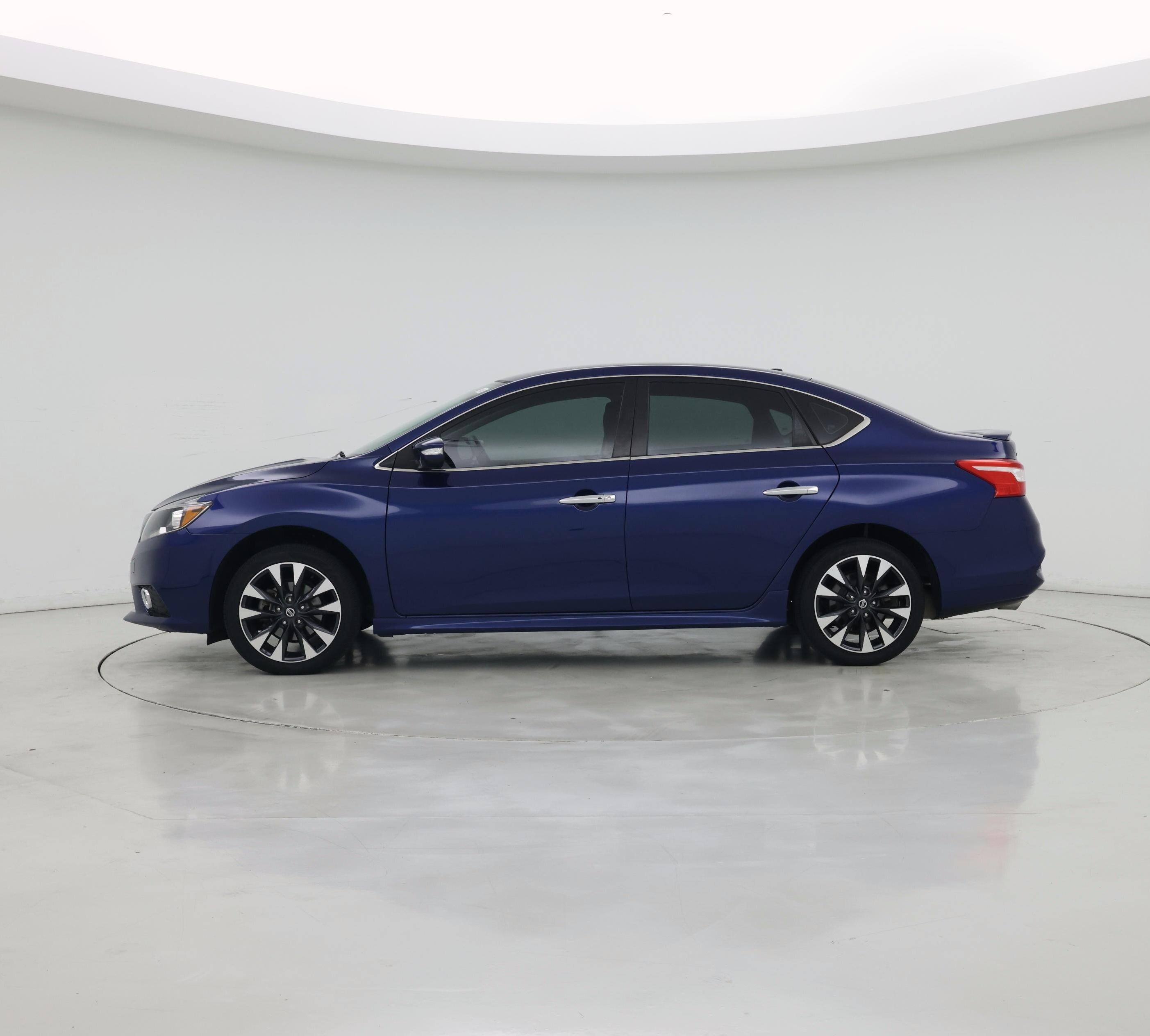 Thumbnail: 2019 Nissan Sentra - 3