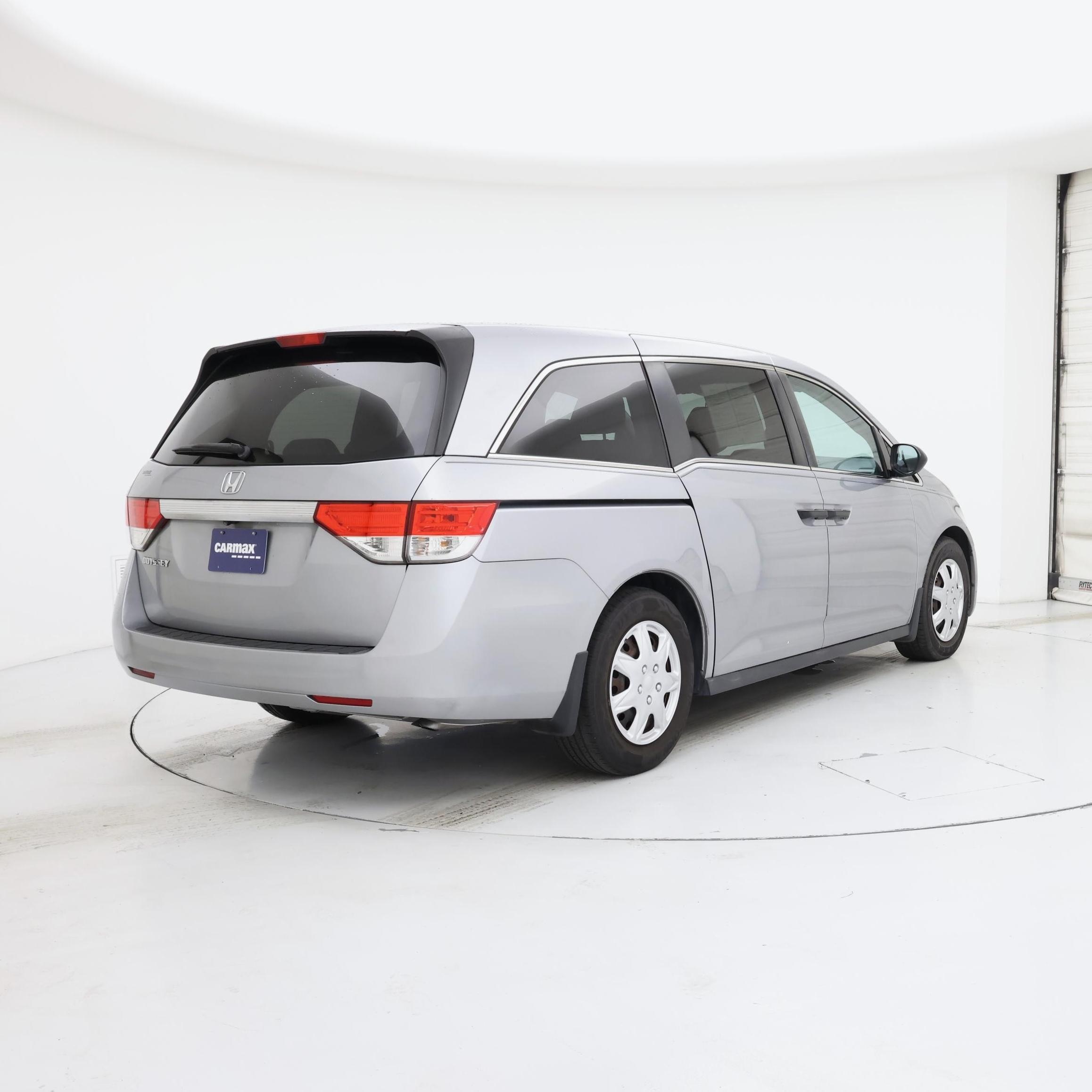 Thumbnail: 2016 Honda Odyssey - 8