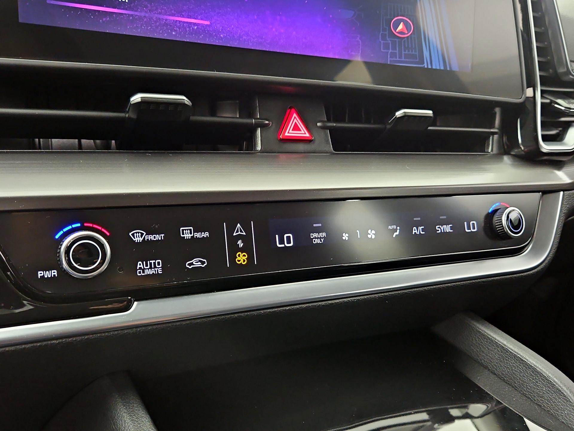 Thumbnail: 2024 Kia Sportage - 17