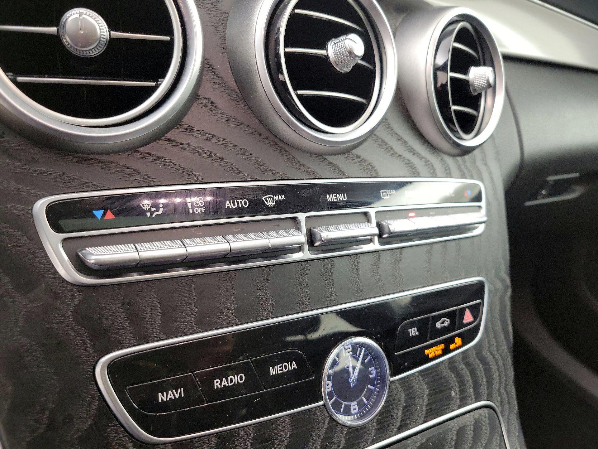 Thumbnail: 2020 Mercedes-Benz C-Class - 17