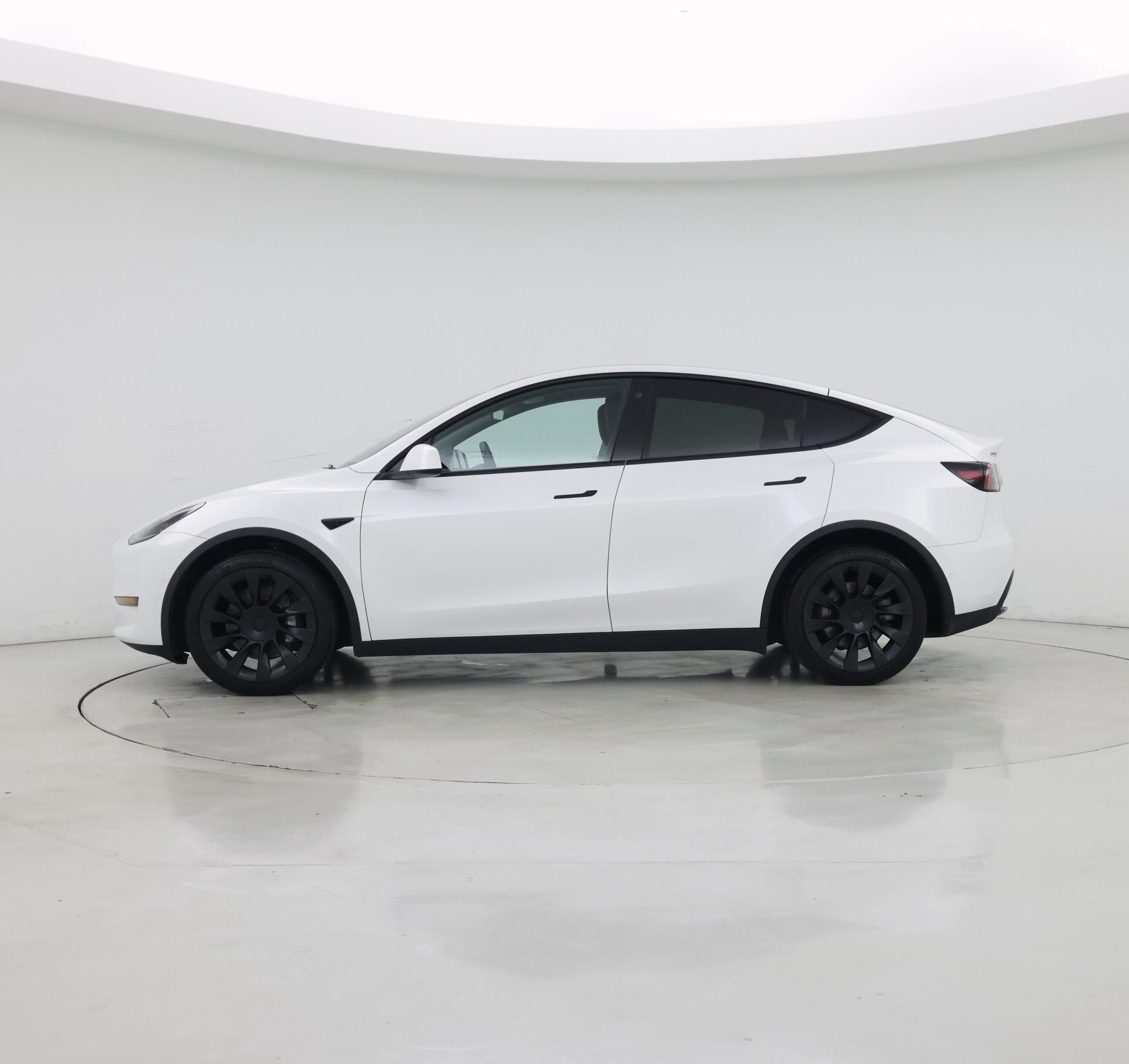 Thumbnail: 2022 Tesla Model Y - 3