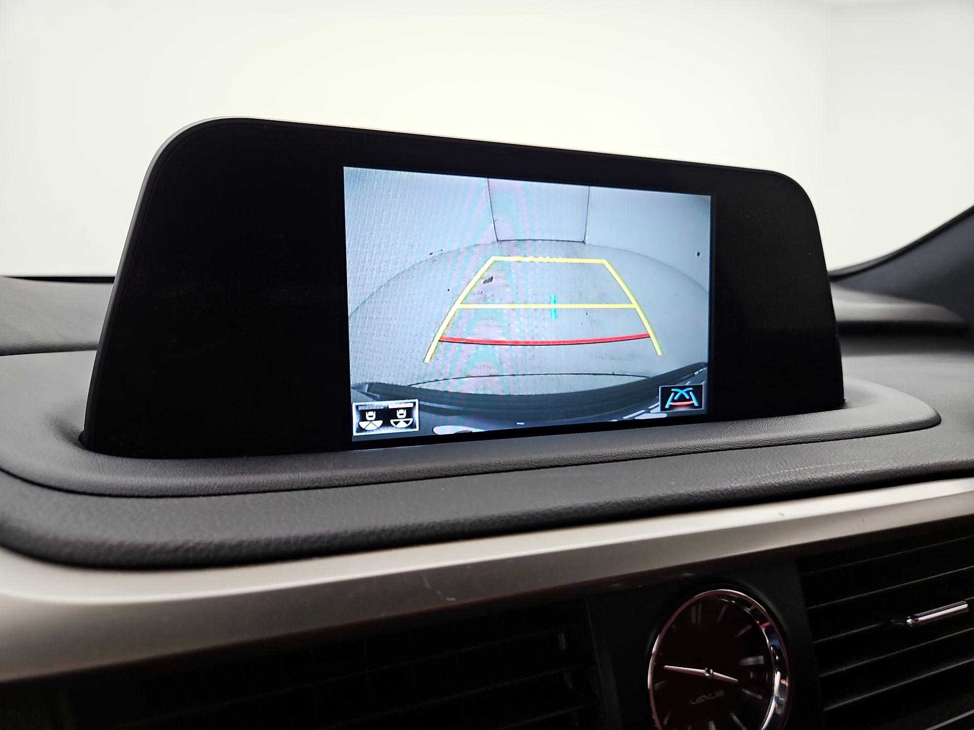 Thumbnail: 2020 Lexus RX - 14