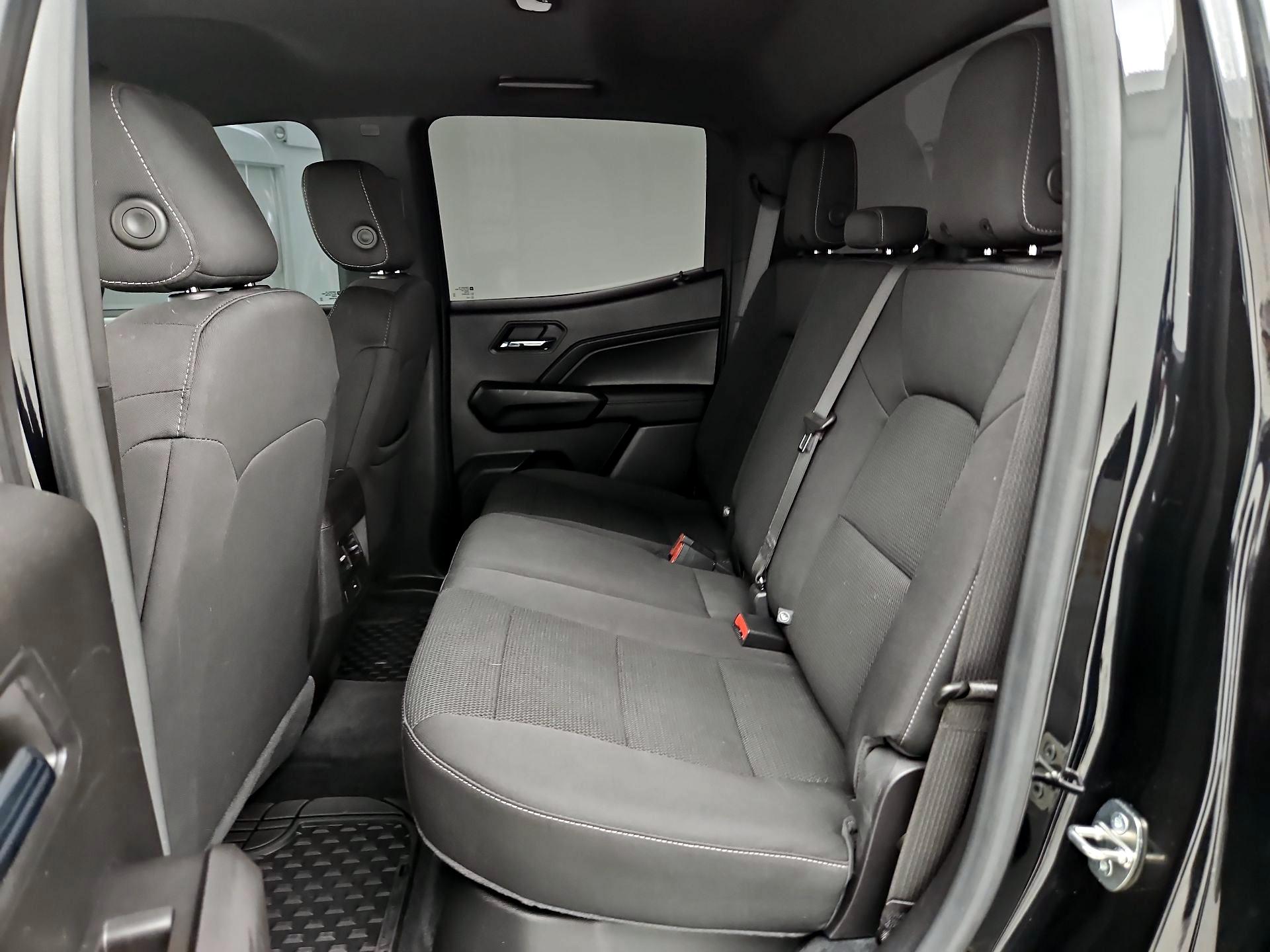 Thumbnail: 2023 Chevrolet Colorado - 19