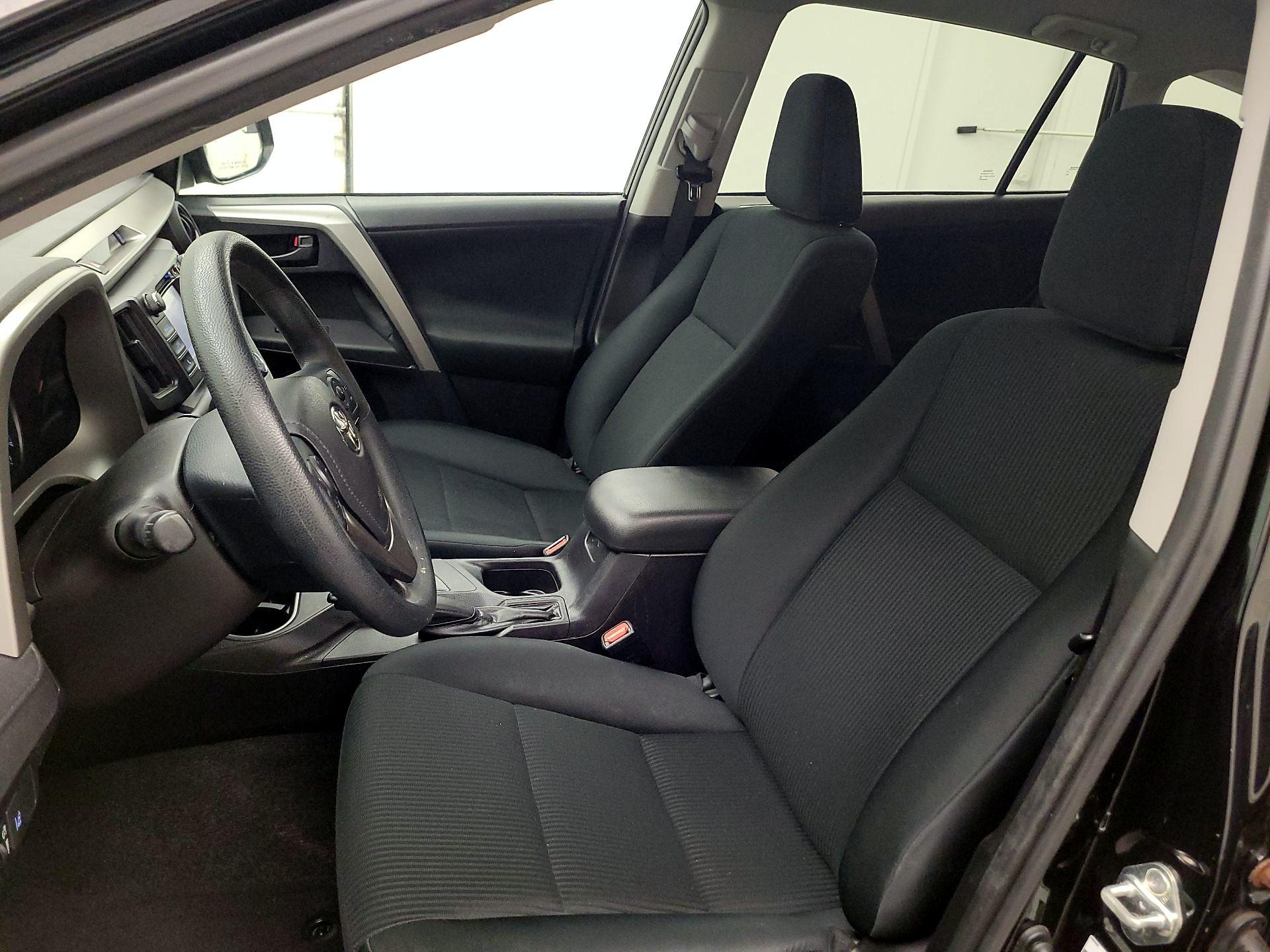 Thumbnail: 2017 Toyota RAV4 - 11