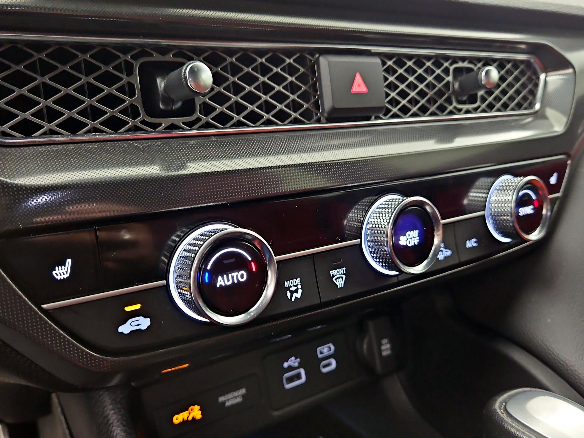 Thumbnail: 2023 Acura Integra - 17