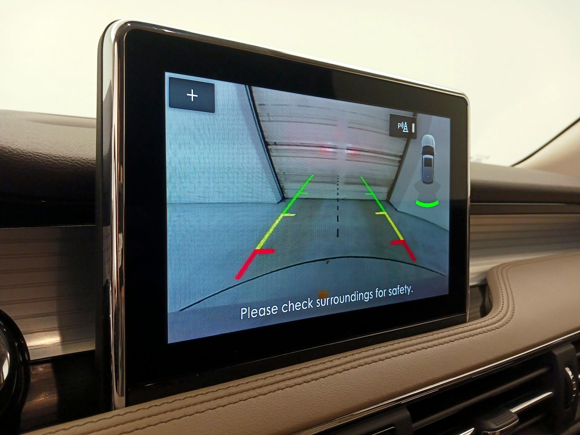 Thumbnail: 2022 Lincoln Corsair - 14